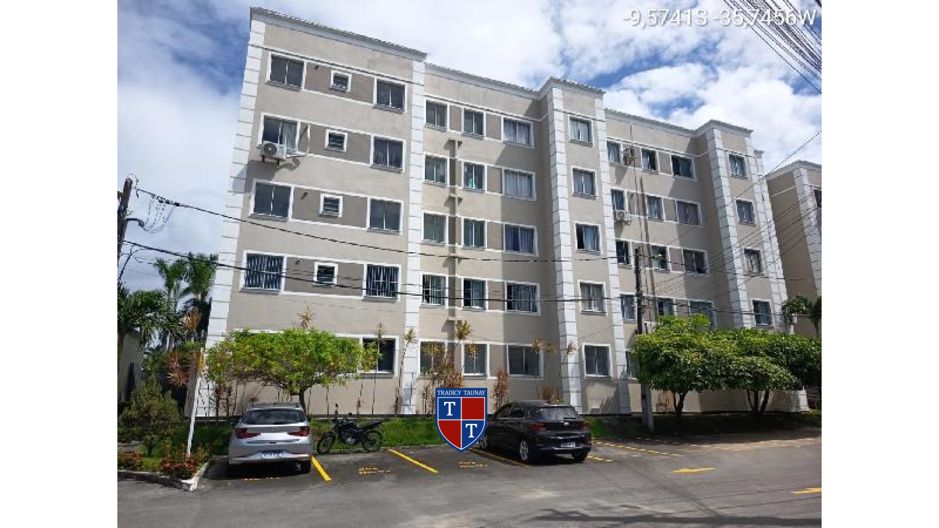 Foto 1 de APARTAMENTO em ANTARES - Imóvel Retomado Caixa