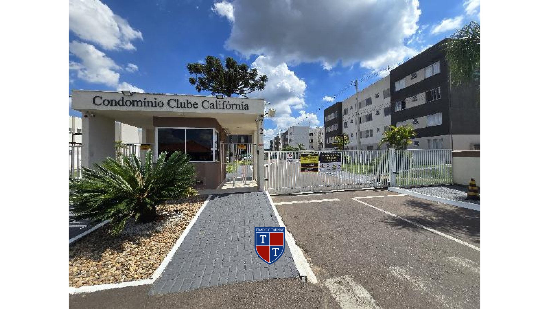 Foto 1 de APARTAMENTO em JARDIM ITAQUI - Imóvel Retomado Caixa