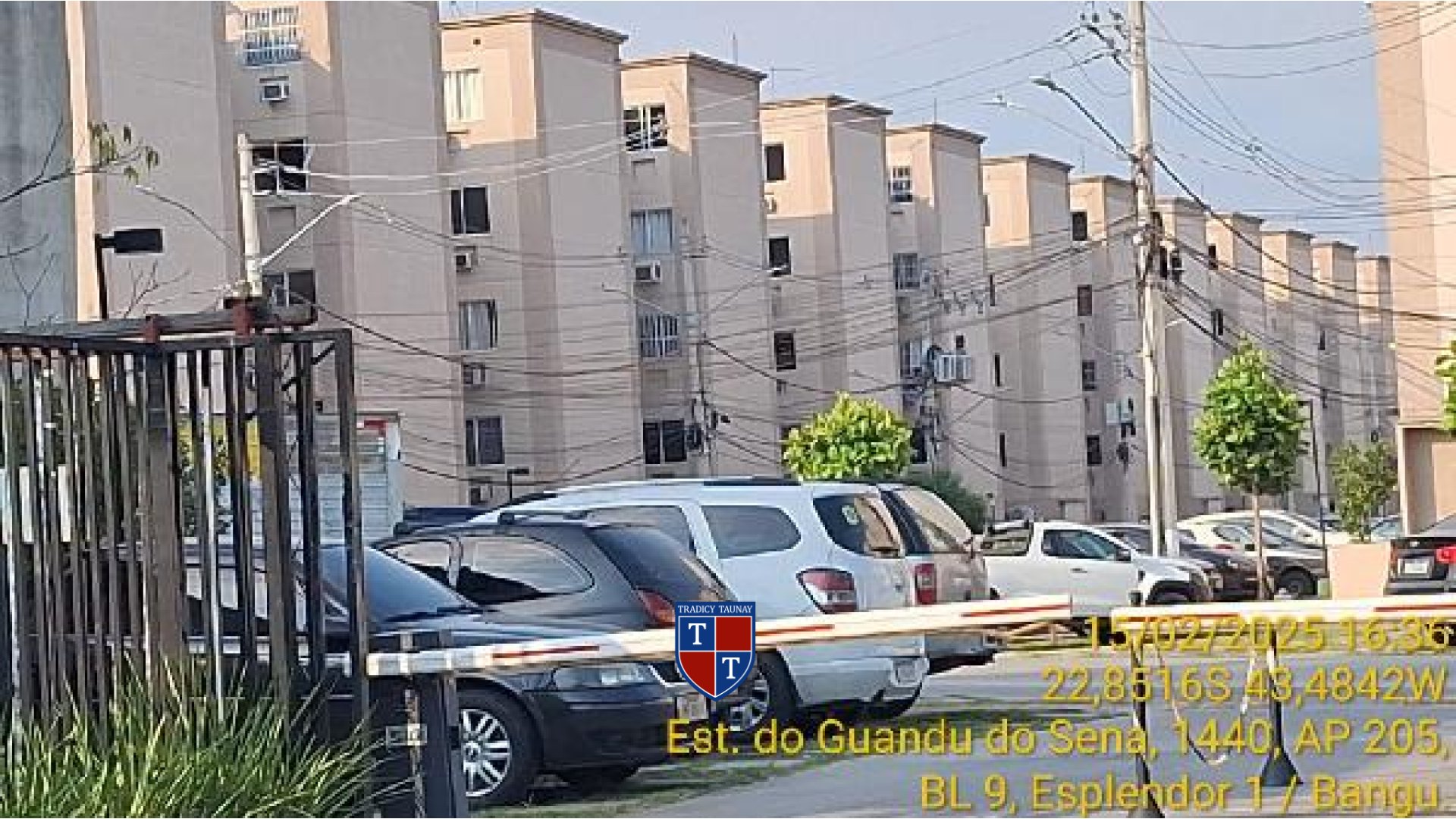 Foto 1 de APARTAMENTO em BANGU - Imóvel Retomado Caixa
