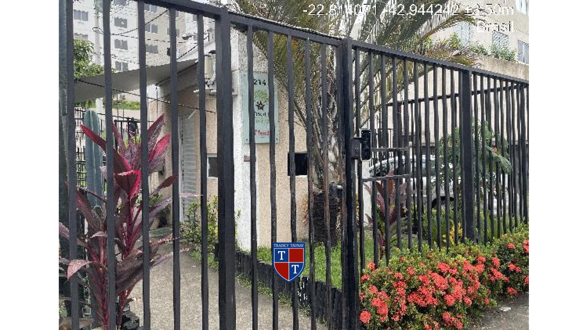 Foto 1 de APARTAMENTO em MONJOLOS - Imóvel Retomado Caixa