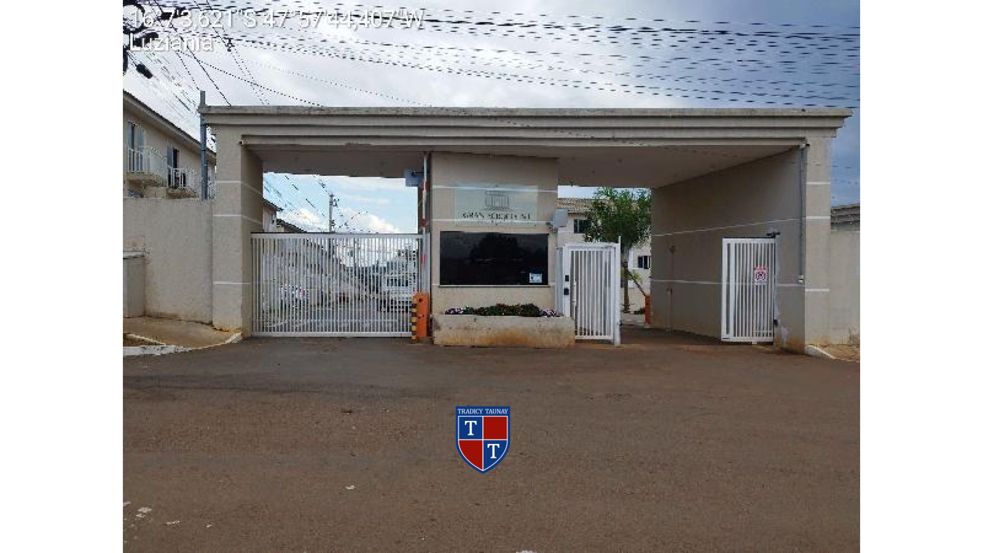 Foto 1 de APARTAMENTO em FAZENDA SAIA VELHA - Imóvel Retomado Caixa