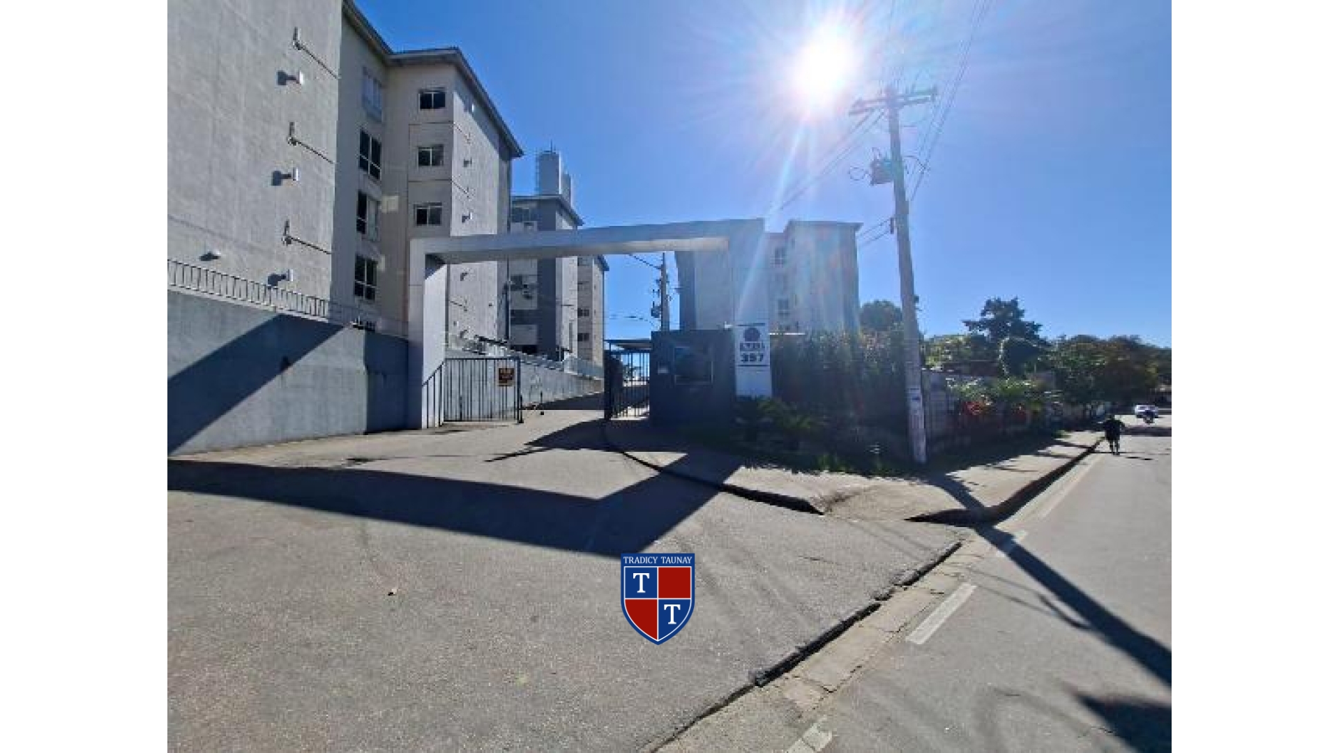 APARTAMENTO em SANTA CRUZ