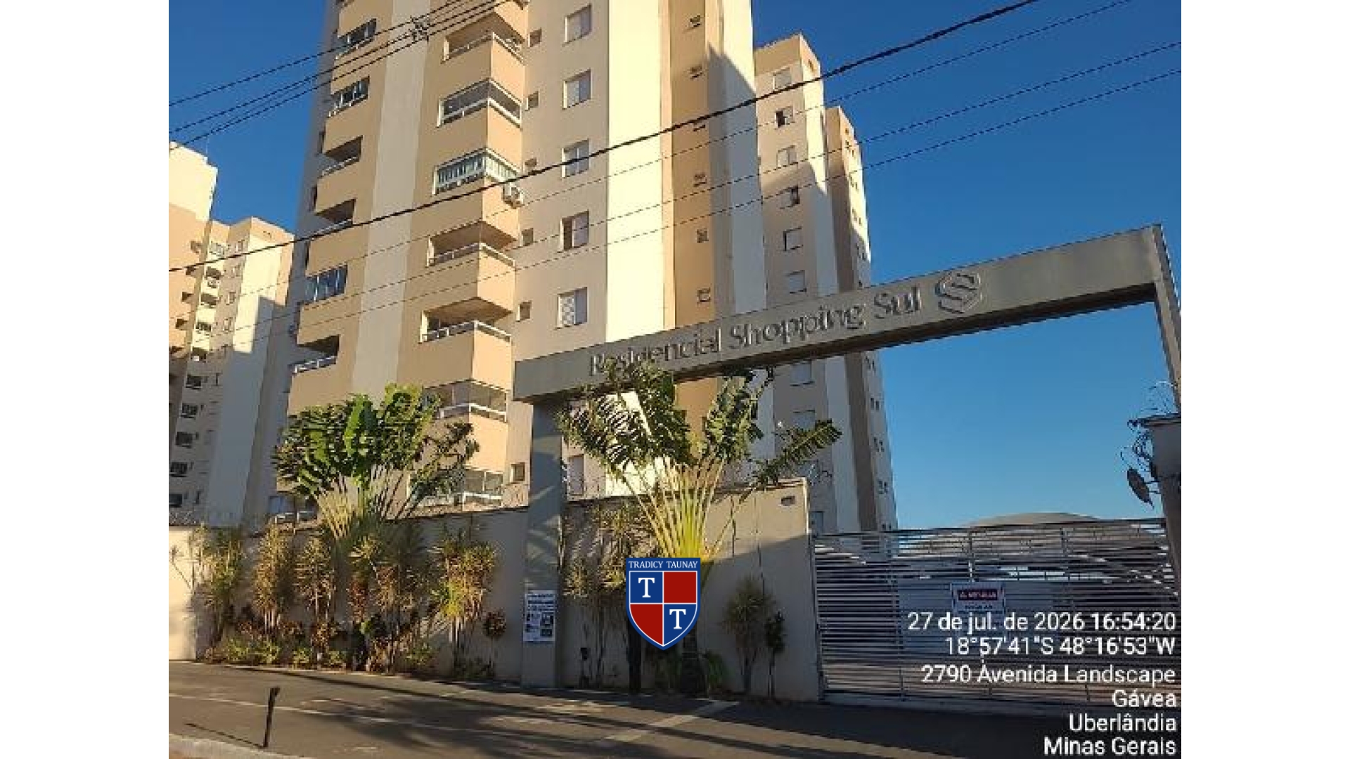 APARTAMENTO em GAVEA