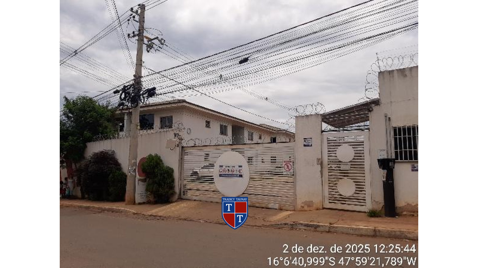 Foto 1 de APARTAMENTO em CHACARAS E MANSOES SANTA MARIA - Imóvel Retomado Caixa