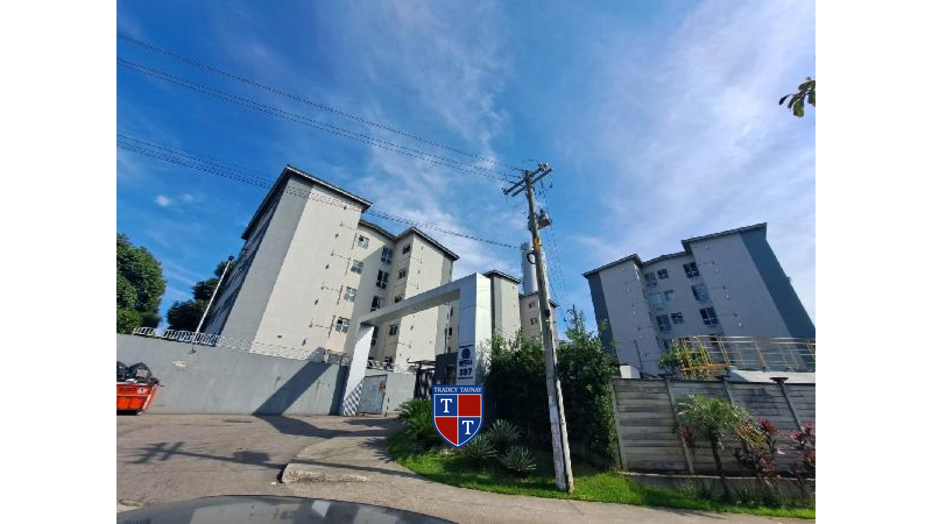 APARTAMENTO em SANTA CRUZ