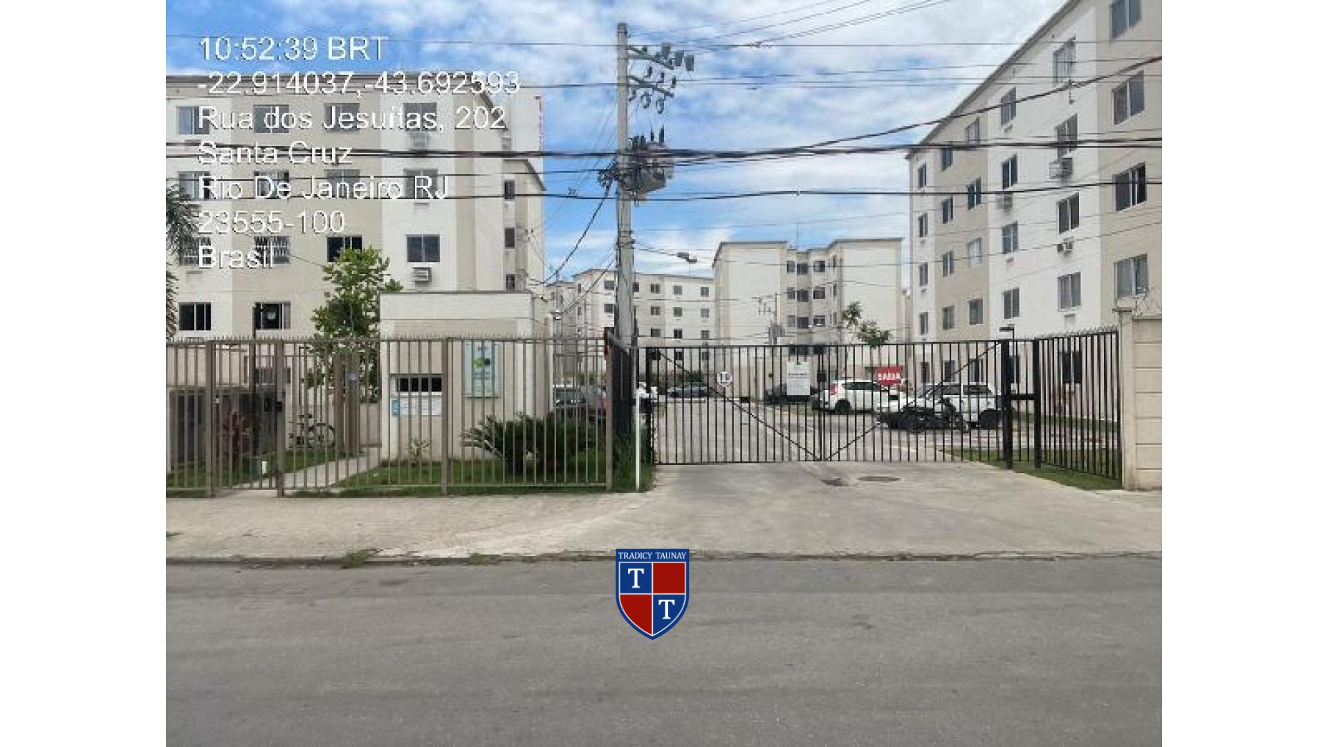 APARTAMENTO em SANTA CRUZ