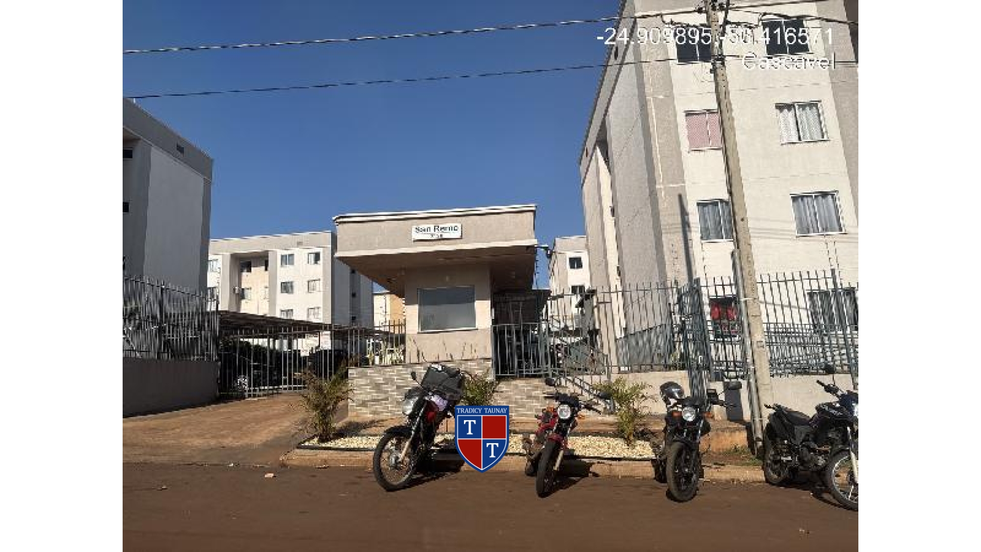 APARTAMENTO em FLORESTA