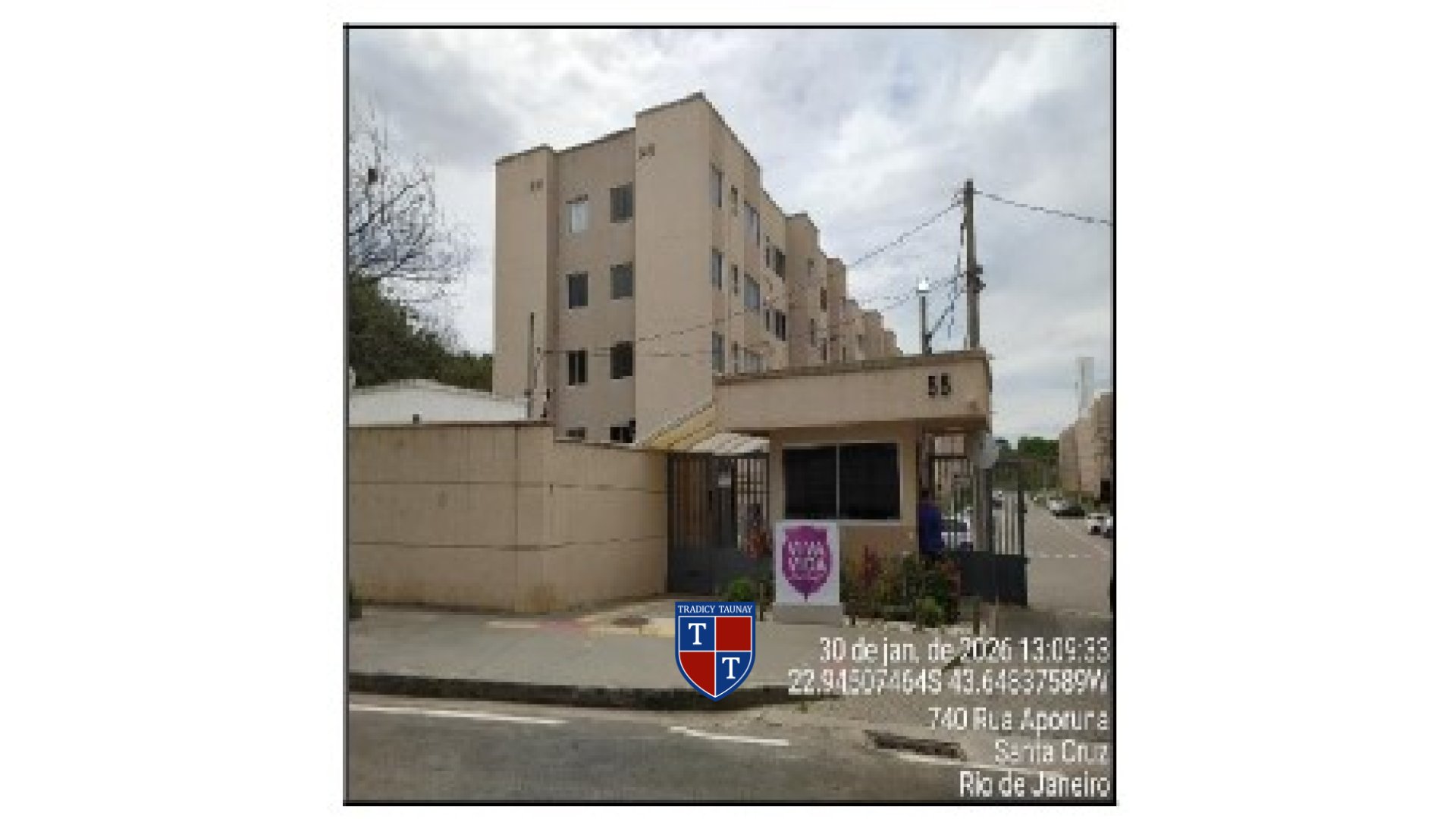 APARTAMENTO em SANTA CRUZ