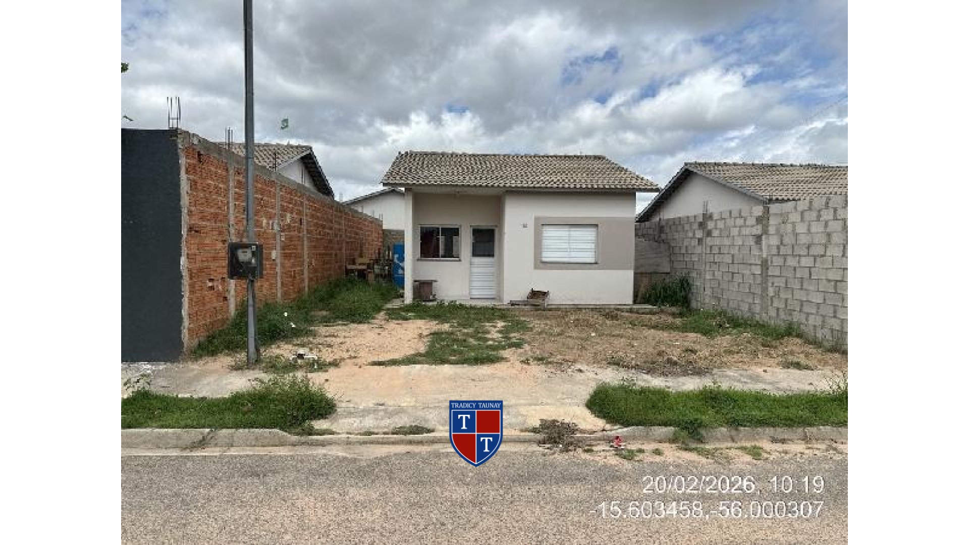 Foto 1 de CASA em AREA DE EXP URB SUL - Imóvel Retomado Caixa