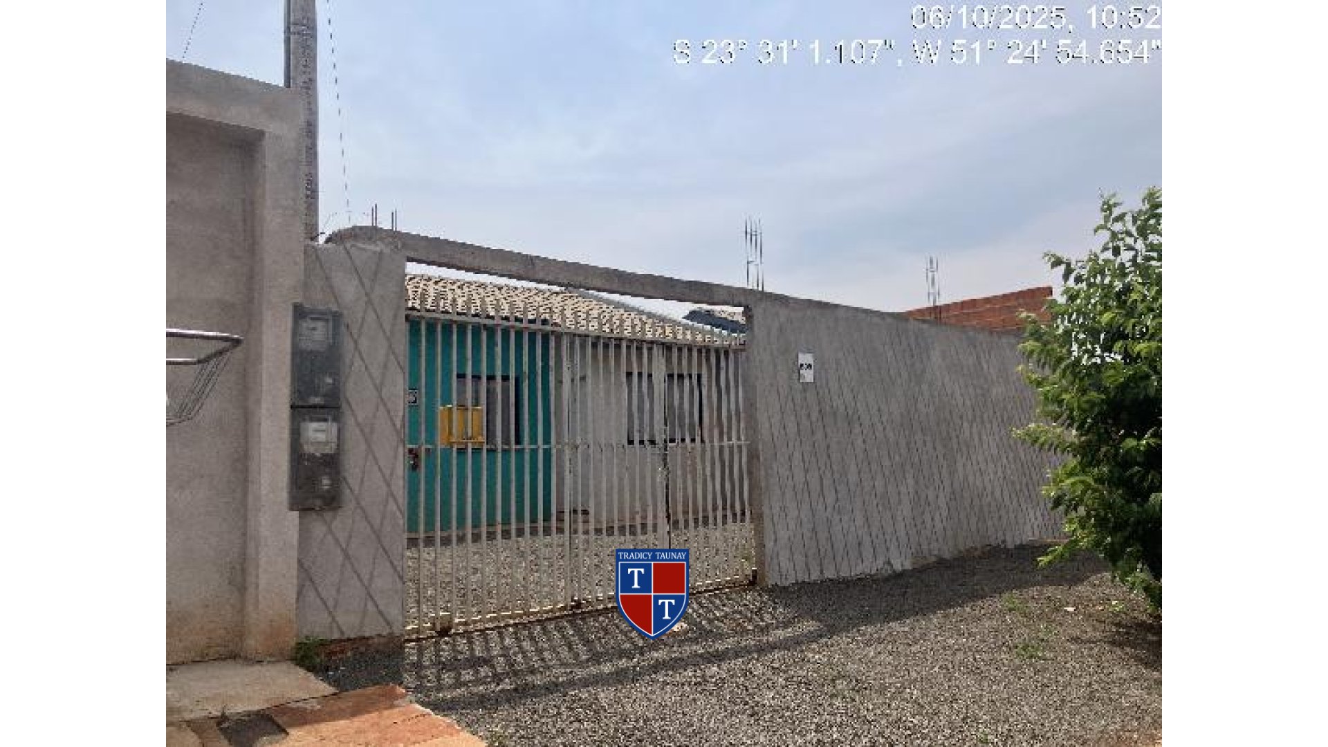 Foto 1 de CASA em CONJUNTO HABITACIONAL SOLO SAGRADO - Imóvel Retomado Caixa