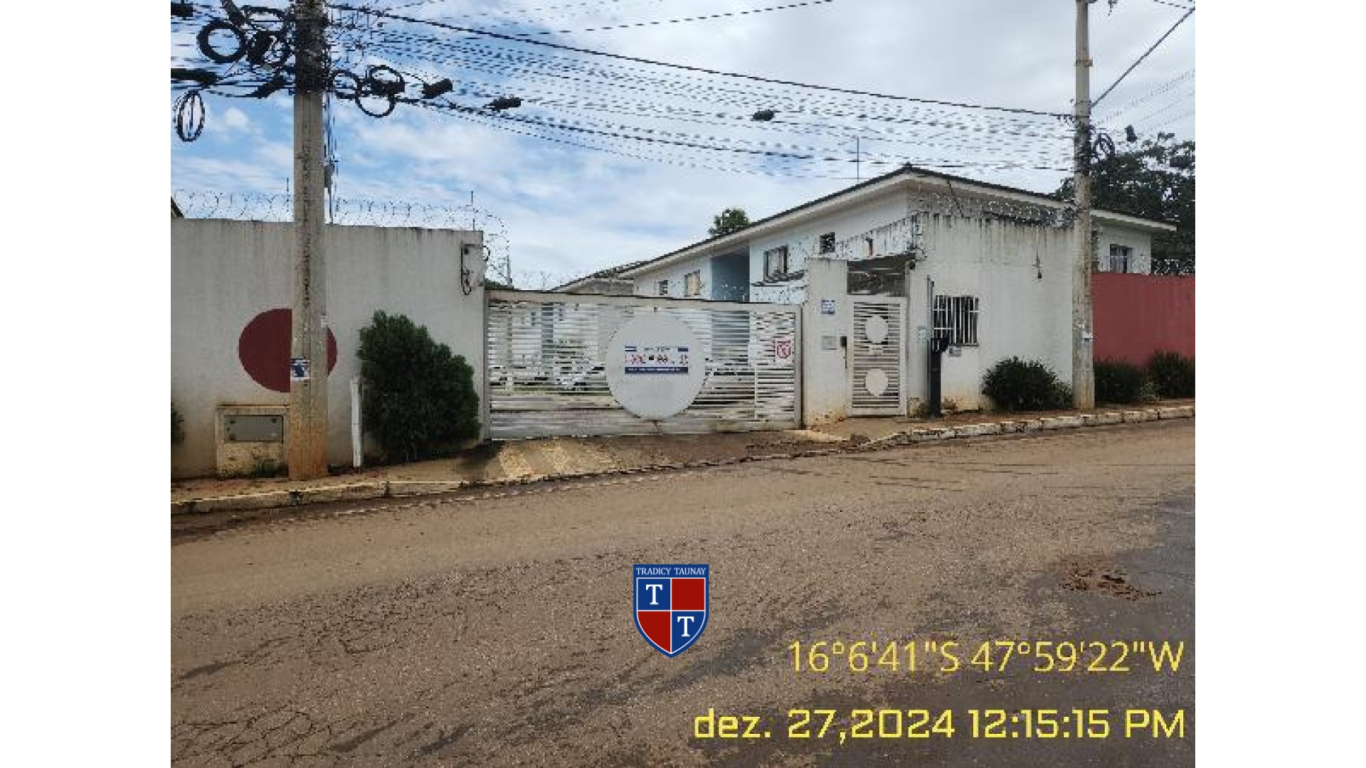 Foto 1 de APARTAMENTO em CHACARAS SANTA MARIA - Imóvel Retomado Caixa