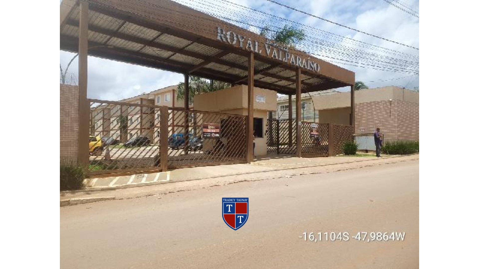 Foto 1 de APARTAMENTO em CHACARAS E MANSOES SANTA MARIA - Imóvel Retomado Caixa