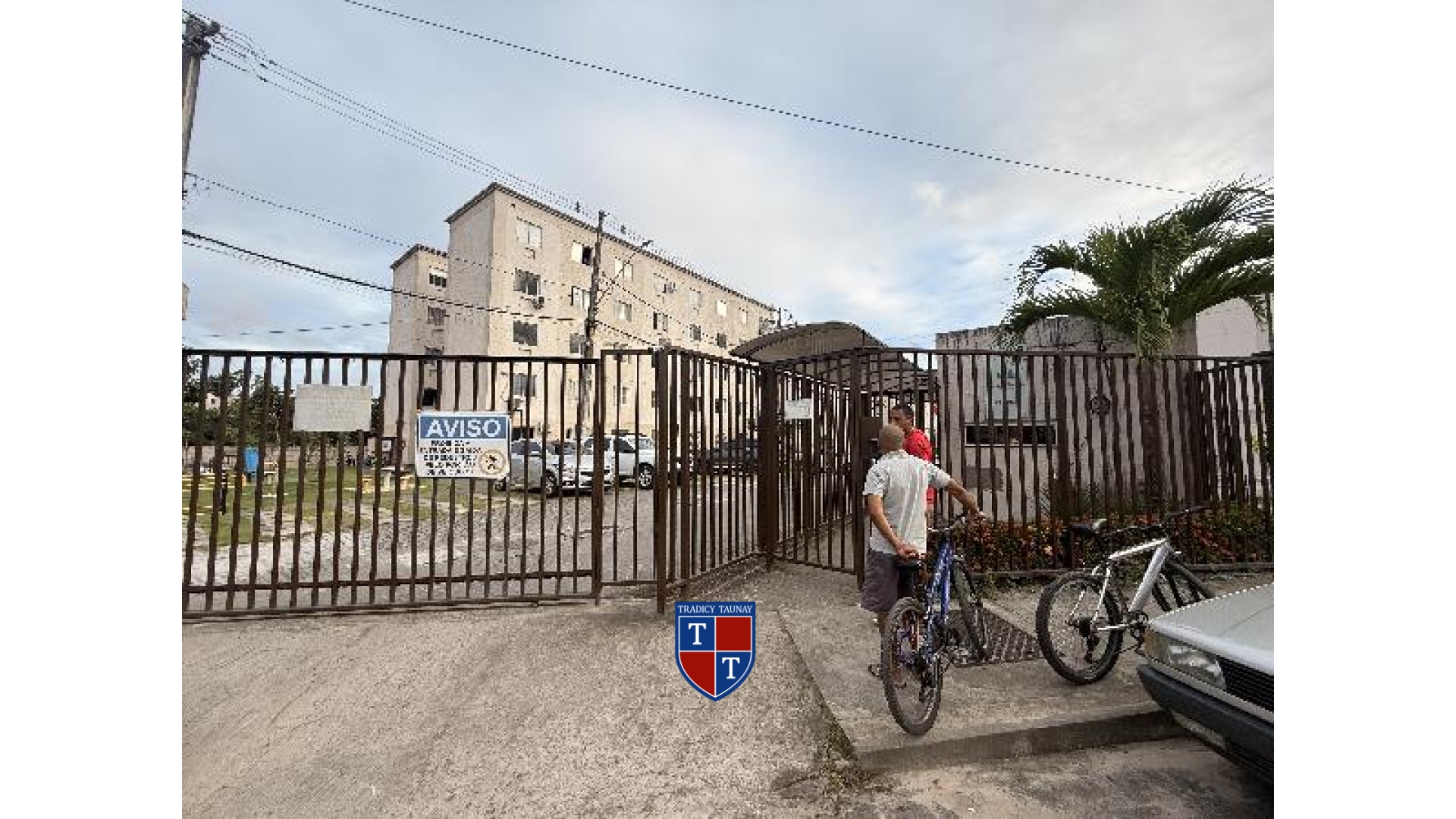 APARTAMENTO em INDUSTRIAL