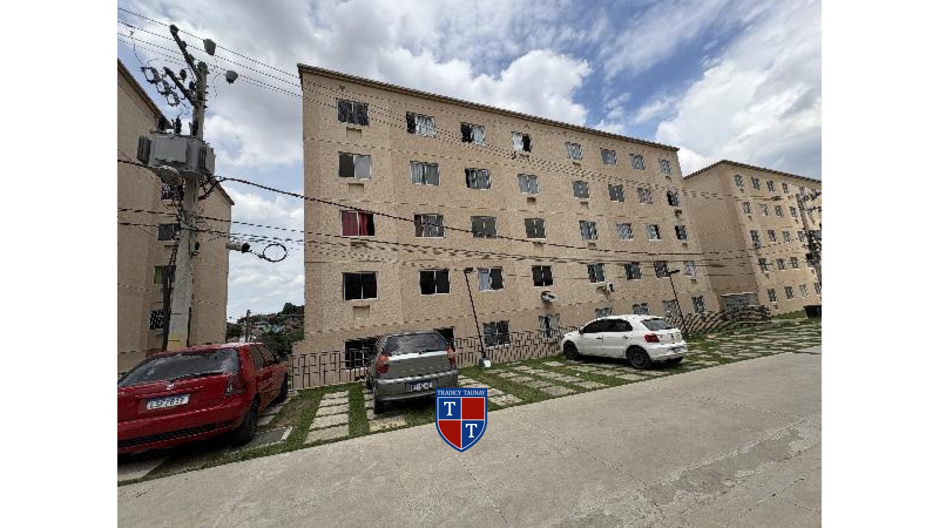 APARTAMENTO em CERAMICA
