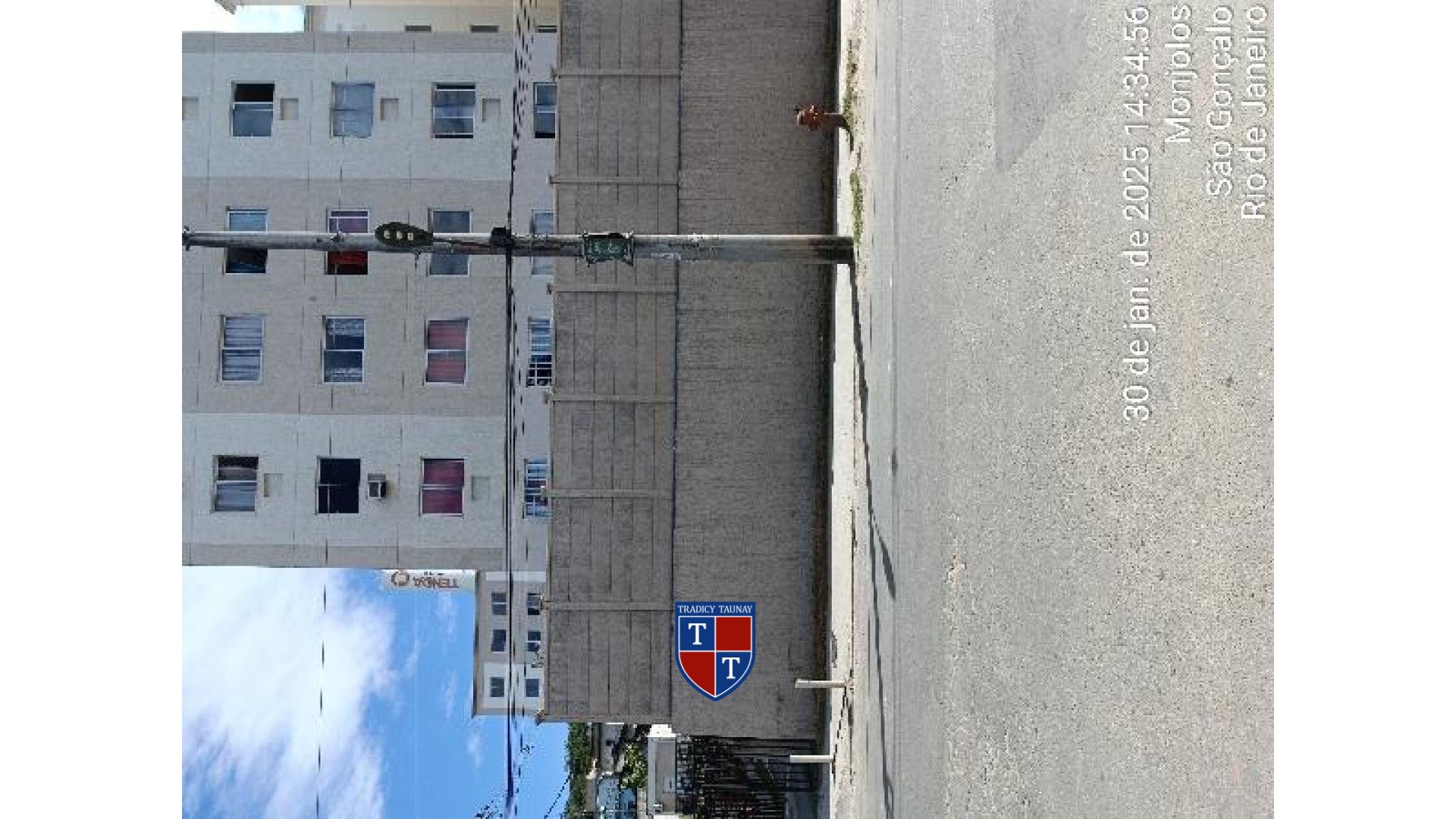 Foto 1 de APARTAMENTO em MONJOLOS - Imóvel Retomado Caixa