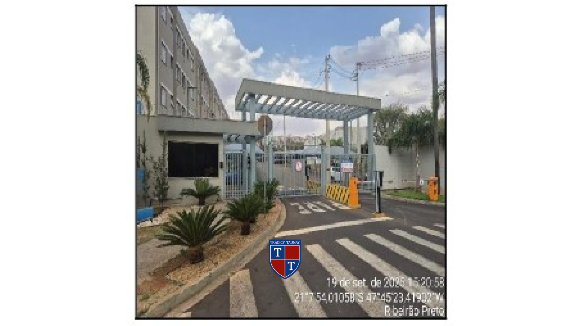Foto 1 de APARTAMENTO em JARDIM AEROPORTO - Imóvel Retomado Caixa