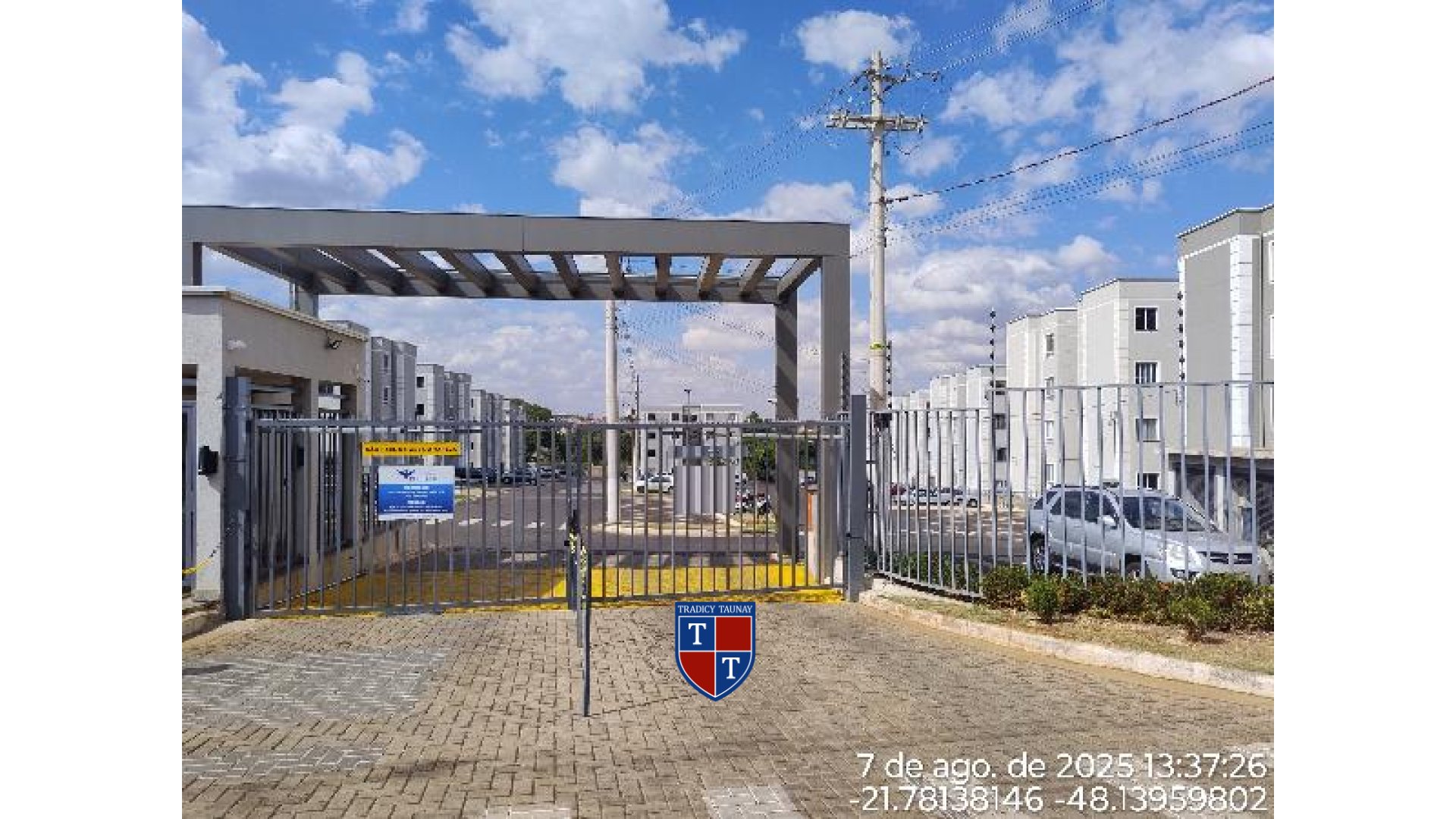 Foto 1 de APARTAMENTO em JARDIM AMERICA (VILA XAVIER) - Imóvel Retomado Caixa