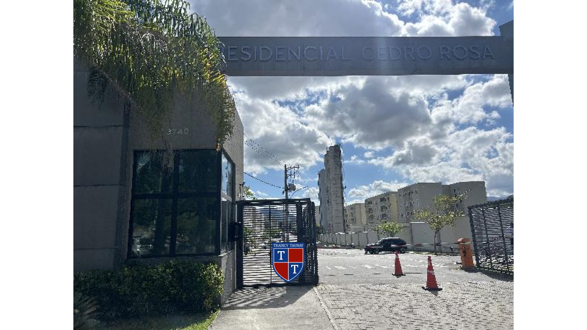 Foto 1 de APARTAMENTO em INHOAIBA - Imóvel Retomado Caixa