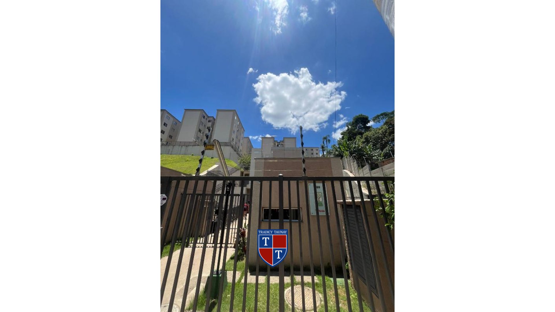 Foto 1 de APARTAMENTO em JARDIM RECANTO VERDE - Imóvel Retomado Caixa