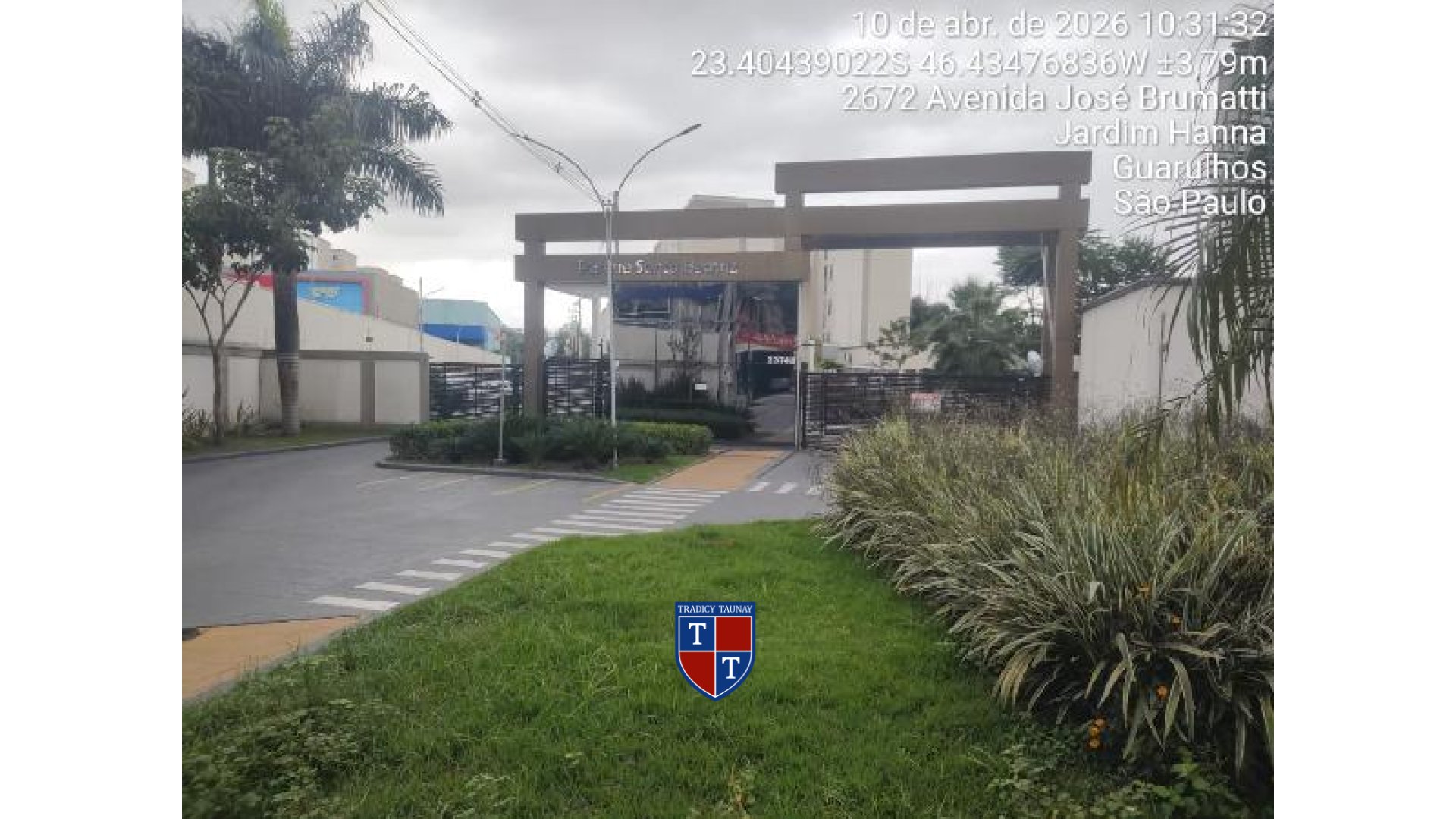 Foto 1 de APARTAMENTO em JARDIM SANTO EXPEDITO - Imóvel Retomado Caixa