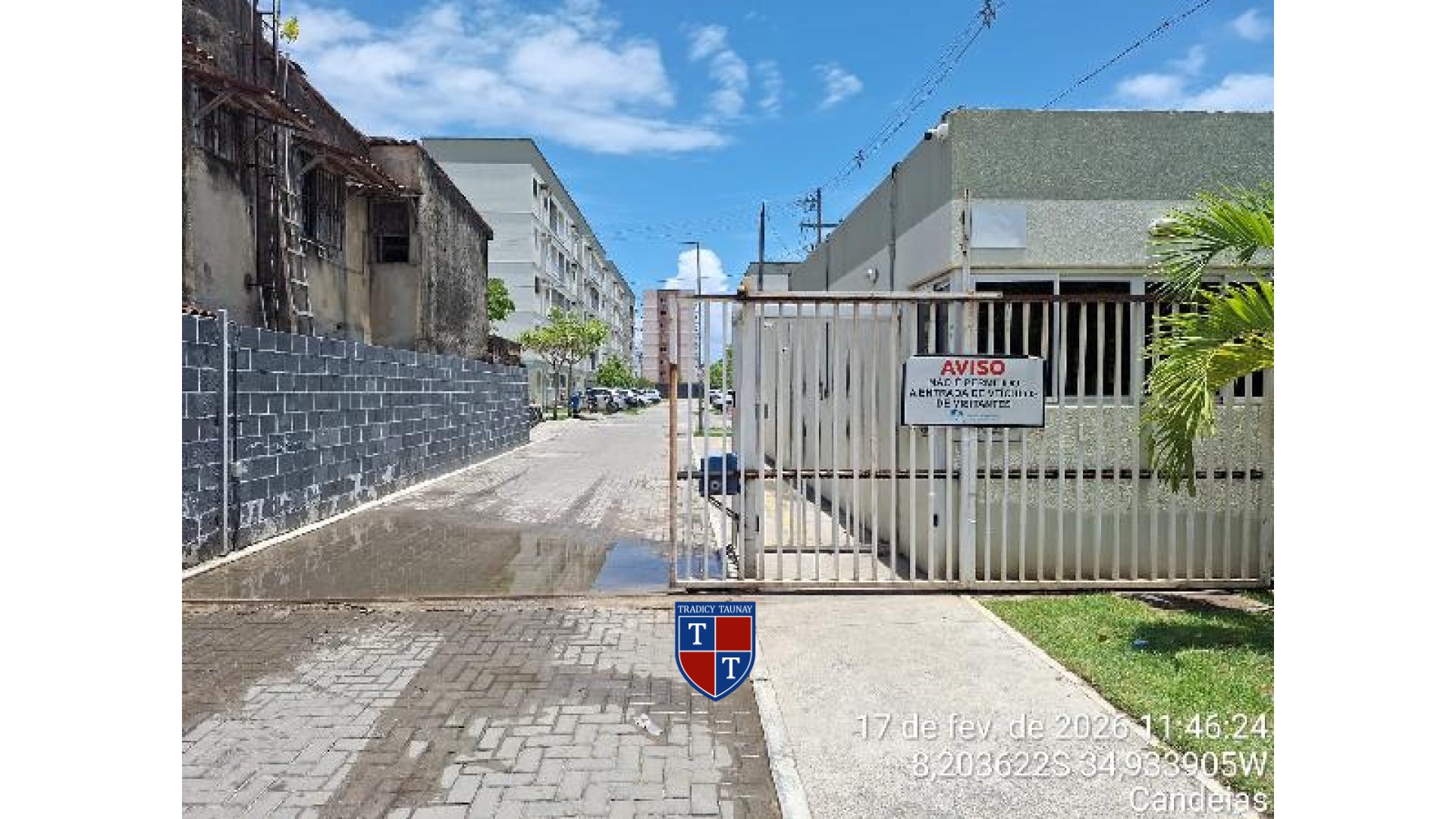 Foto 1 de APARTAMENTO em CANDEIAS - Imóvel Retomado Caixa