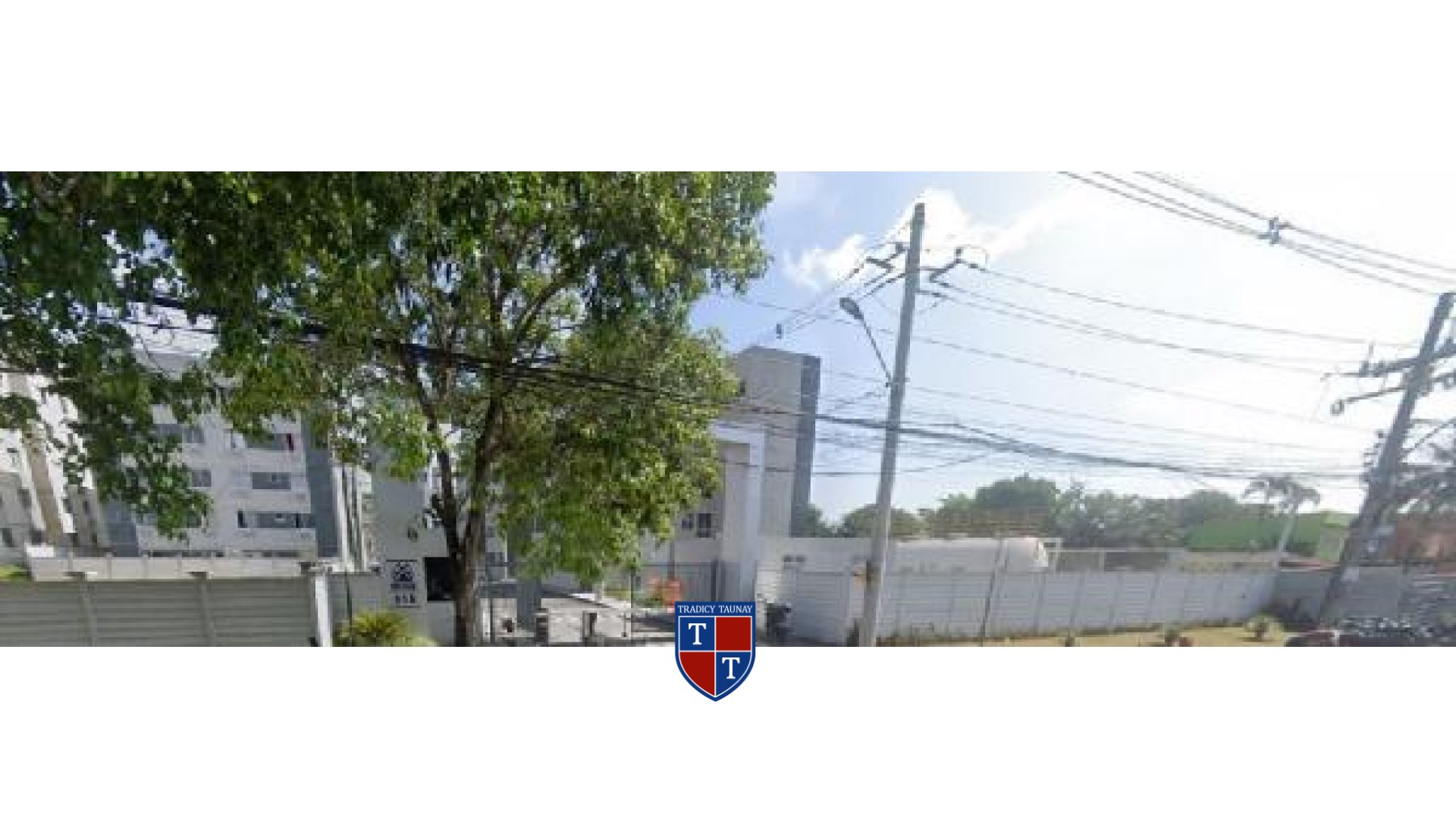 APARTAMENTO em SANTA CRUZ