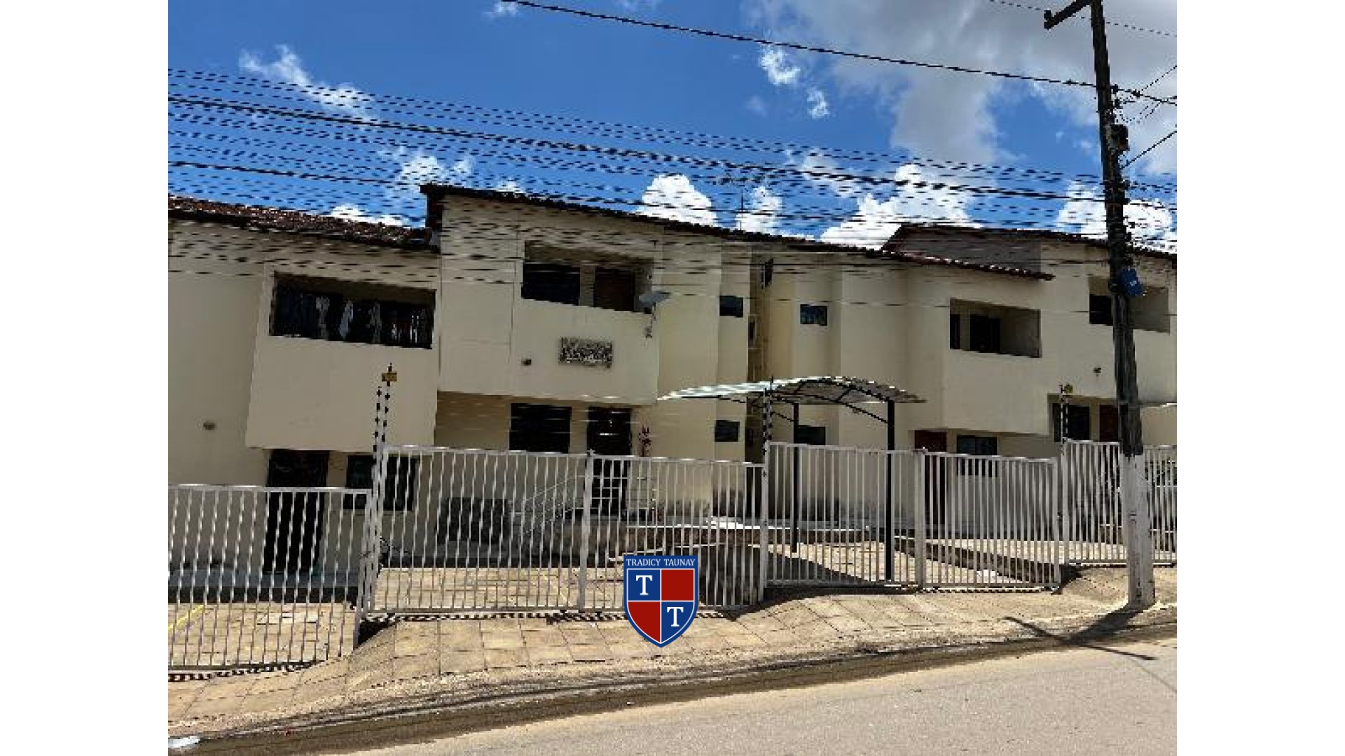 Foto 1 de APARTAMENTO em COMERCIAL NORTE - Imóvel Retomado Caixa