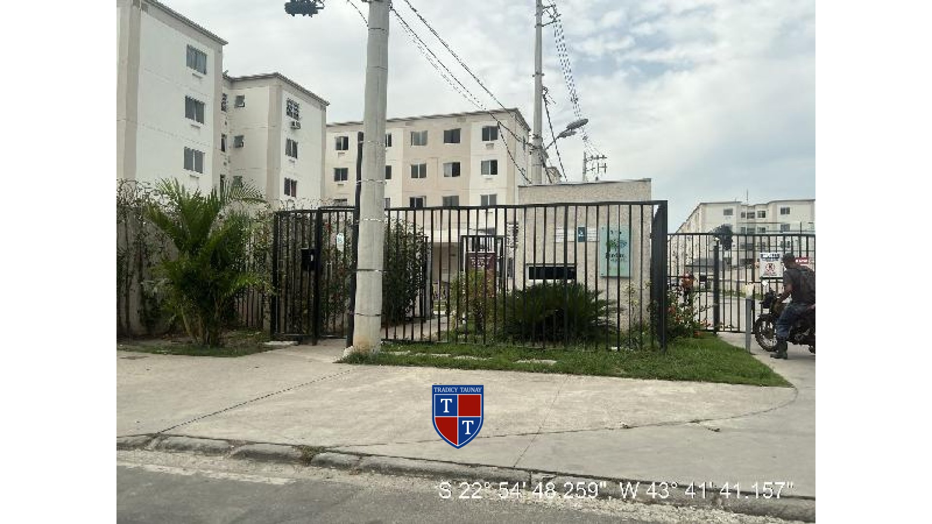 Foto 1 de APARTAMENTO em SANTA CRUZ - Imóvel Retomado Caixa