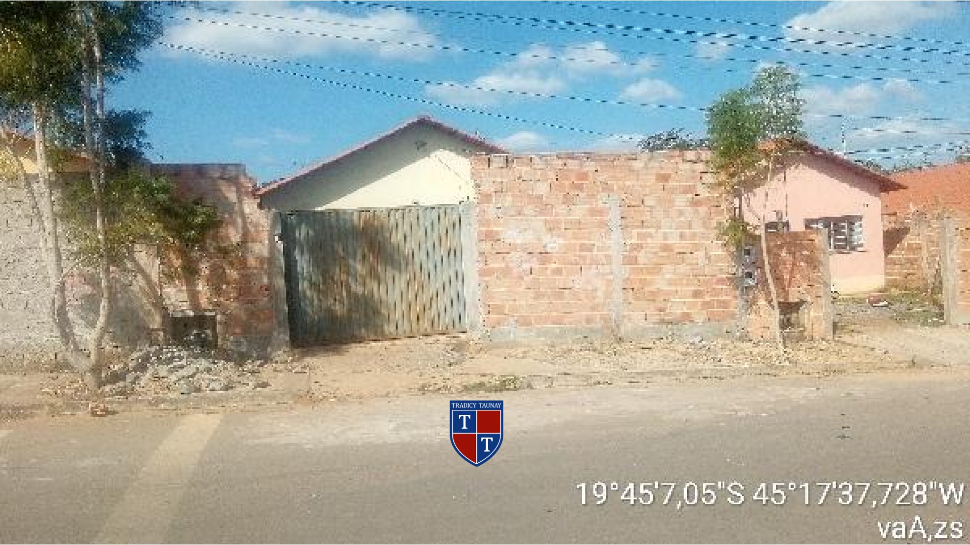Foto 1 de CASA em GERALDO CESARIO - Imóvel Retomado Caixa