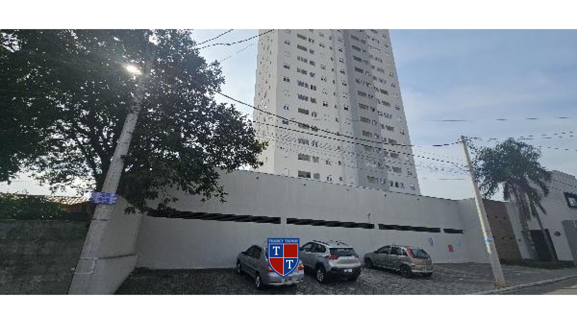Foto 1 de APARTAMENTO em JARDIM DAS INDUSTRIAS, JACAREI/SP - Imóvel Retomado CAIXA Ref 8787710406340