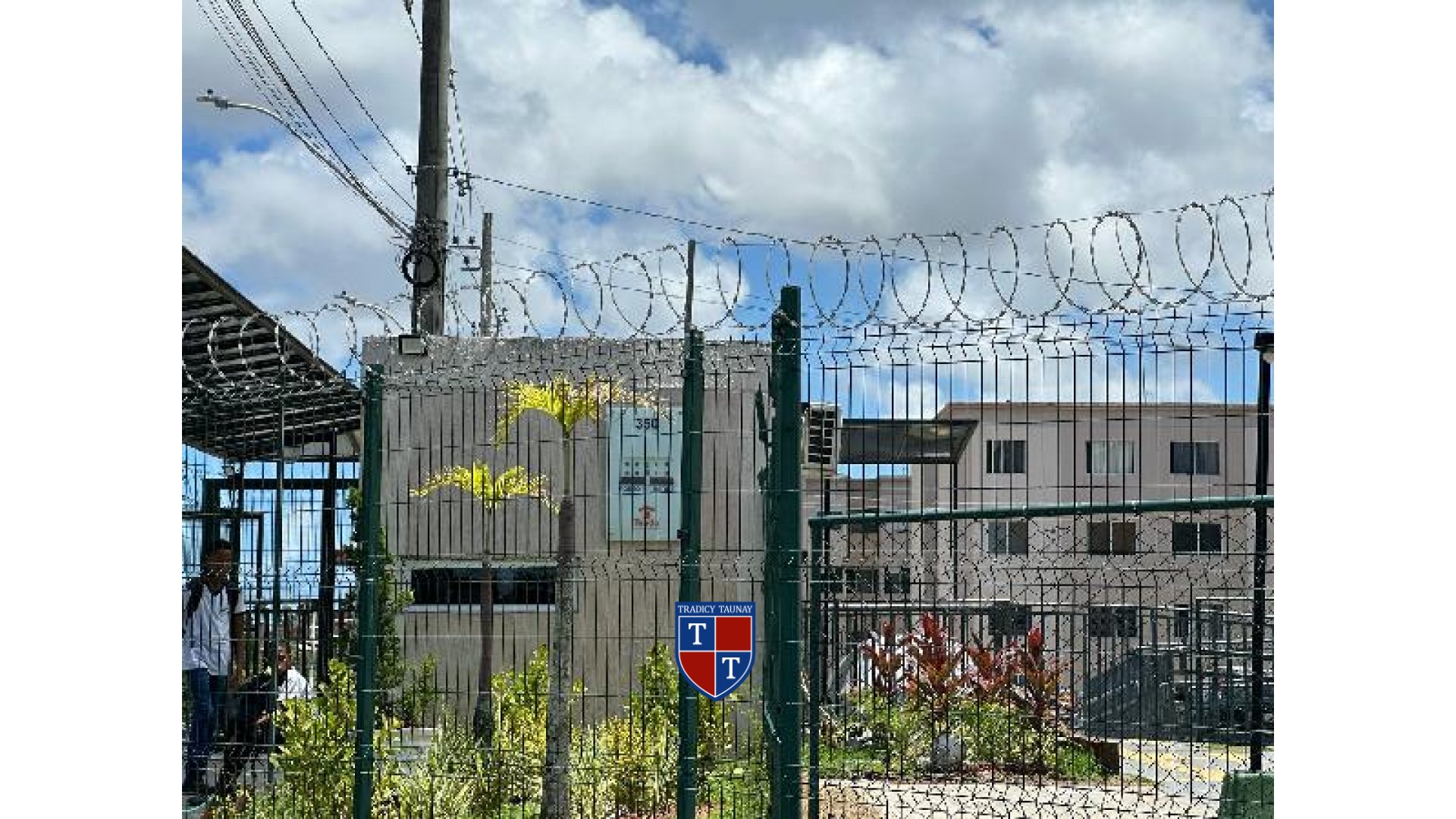 Foto 1 de APARTAMENTO em AREIA BRANCA - Imóvel Retomado Caixa