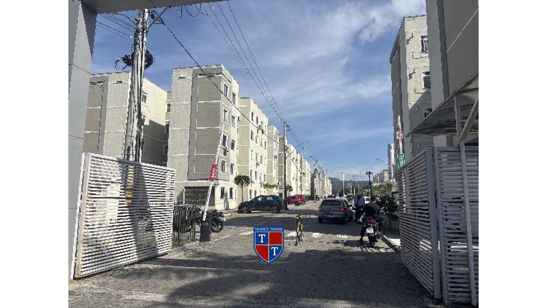 APARTAMENTO em FREG DE GUARATIBA