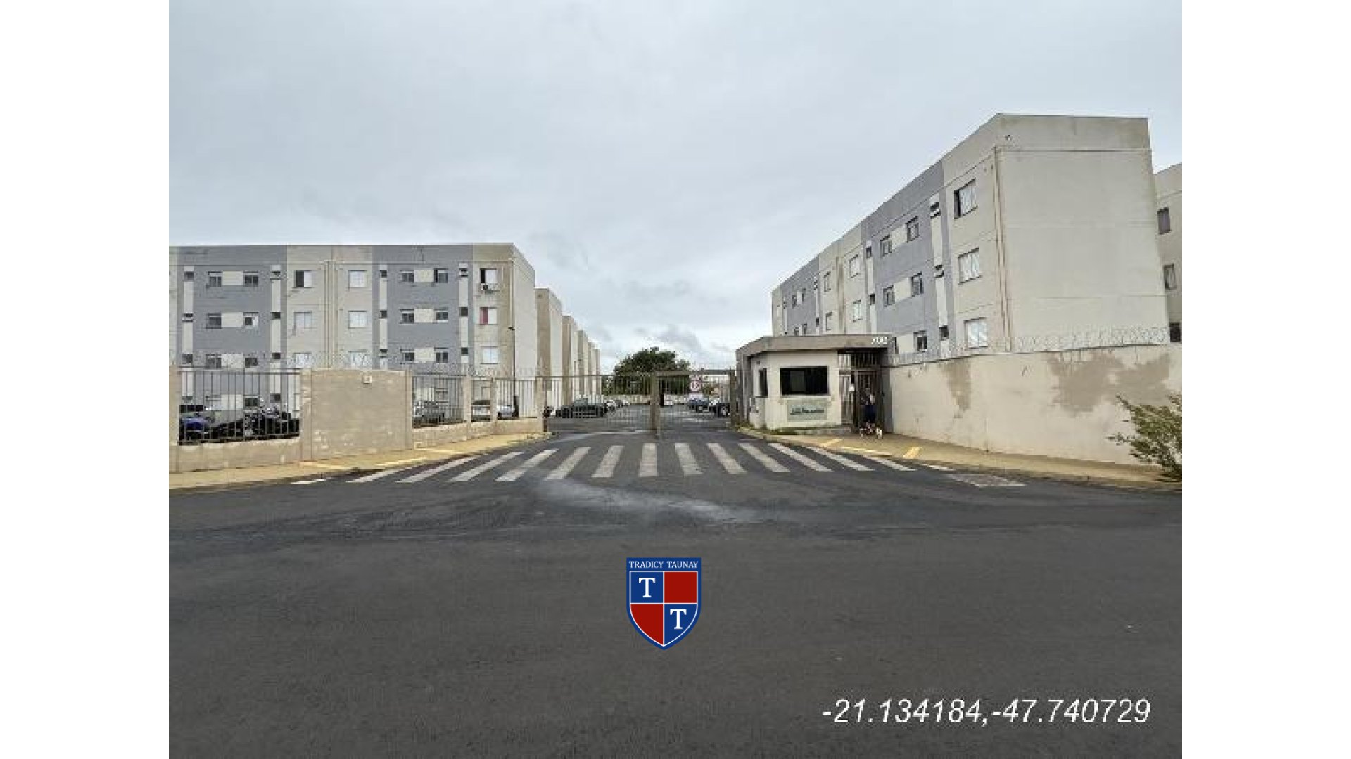 Foto 1 de APARTAMENTO em JARDIM DIVA TARLA DE CARVALHO - Imóvel Retomado Caixa