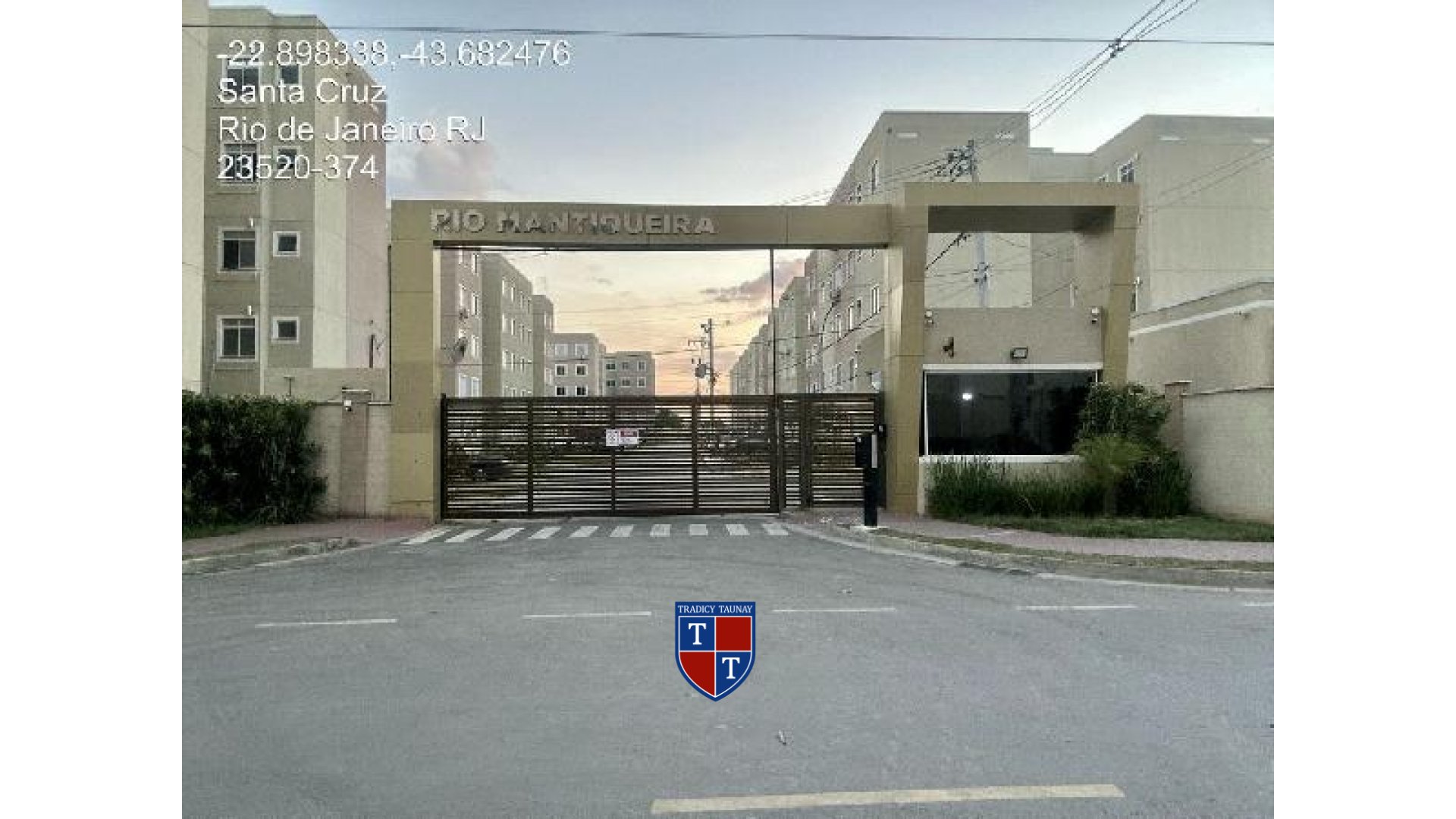 APARTAMENTO em SANTA CRUZ