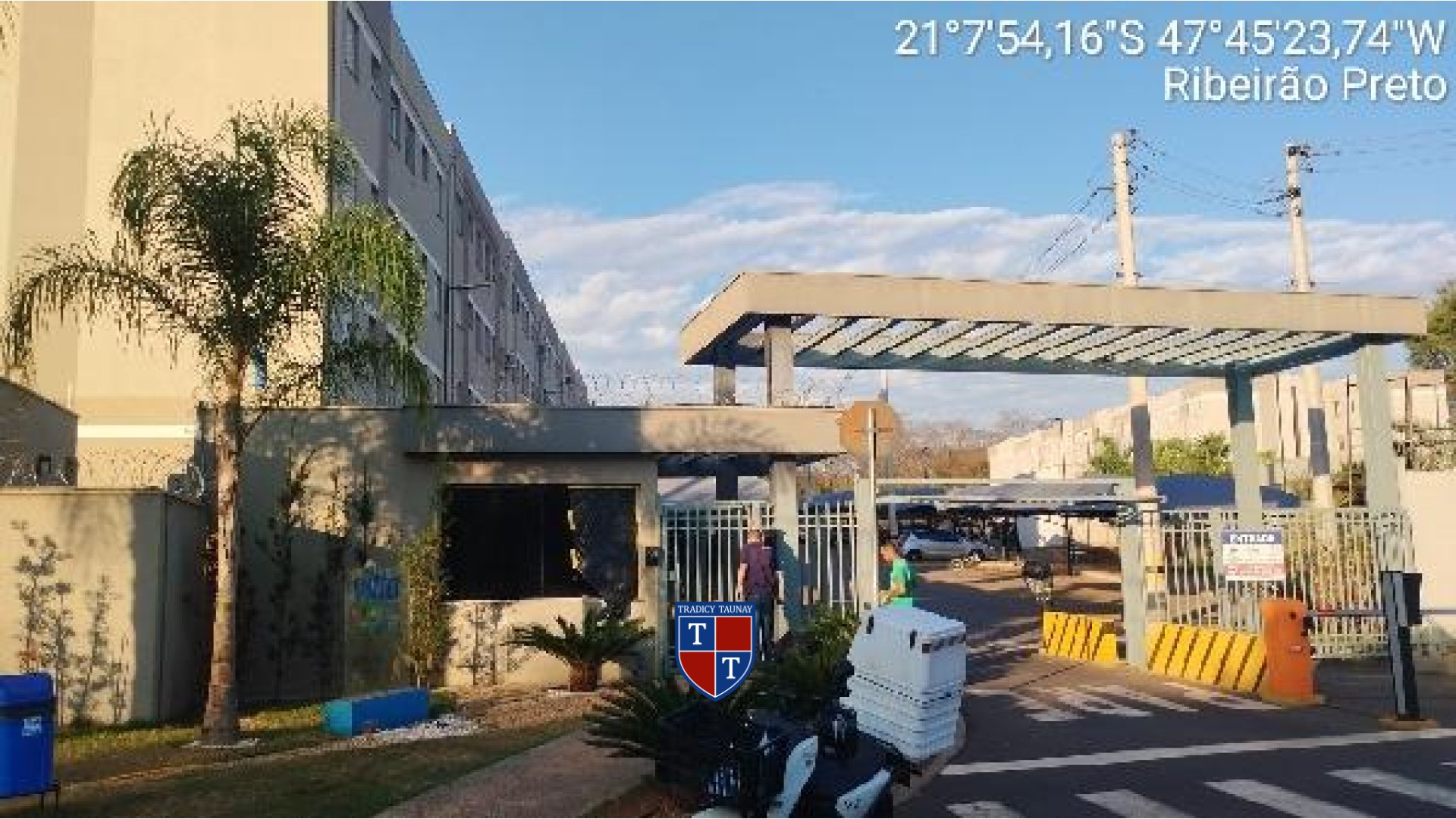 Foto 1 de APARTAMENTO em JARDIM AEROPORTO - Imóvel Retomado Caixa