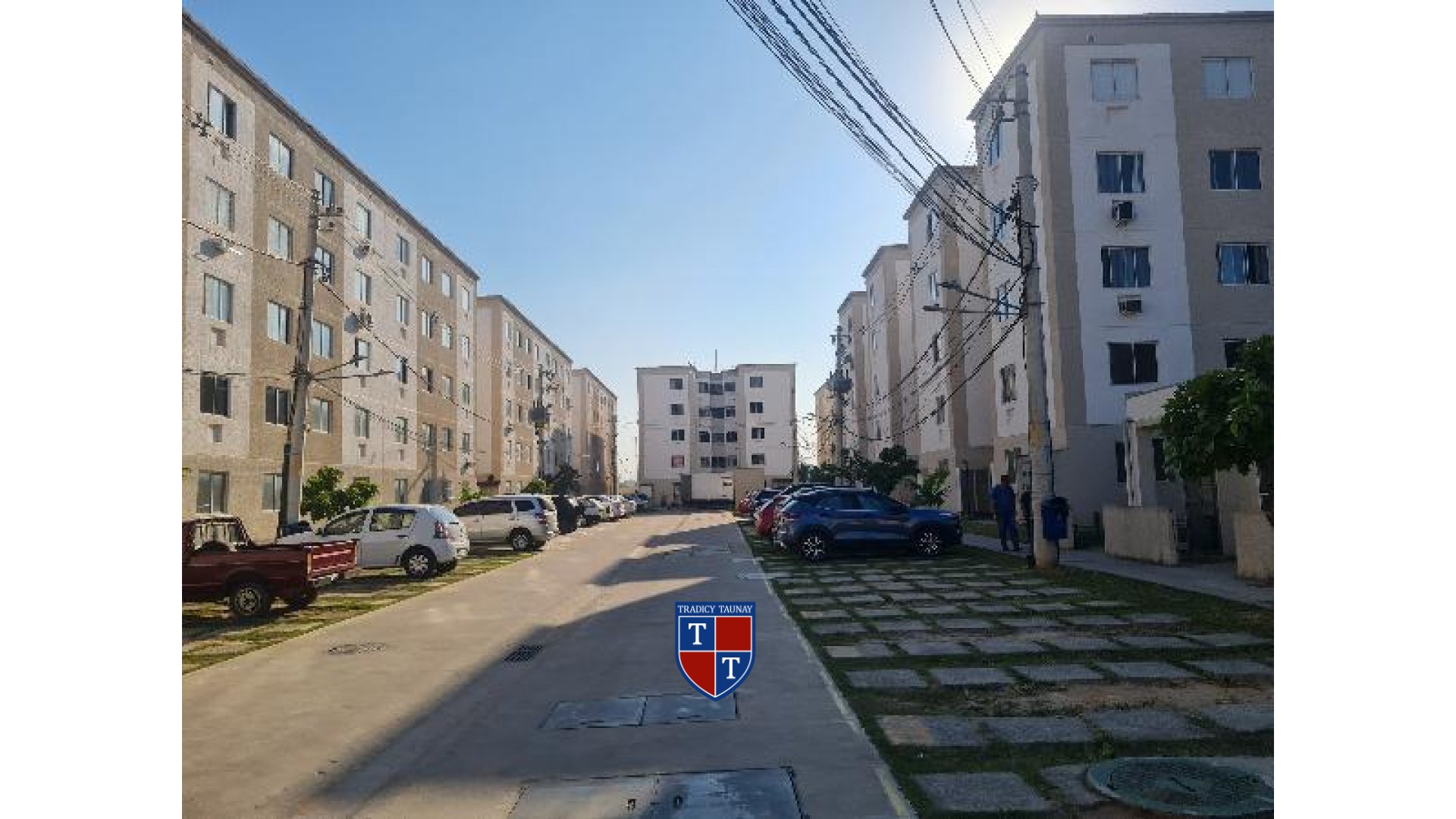 APARTAMENTO em SANTA CRUZ