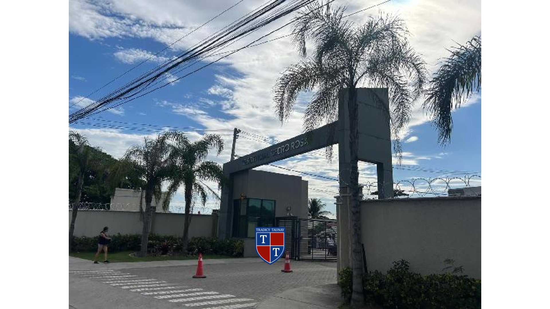 Foto 1 de APARTAMENTO em INHOAIBA - Imóvel Retomado Caixa