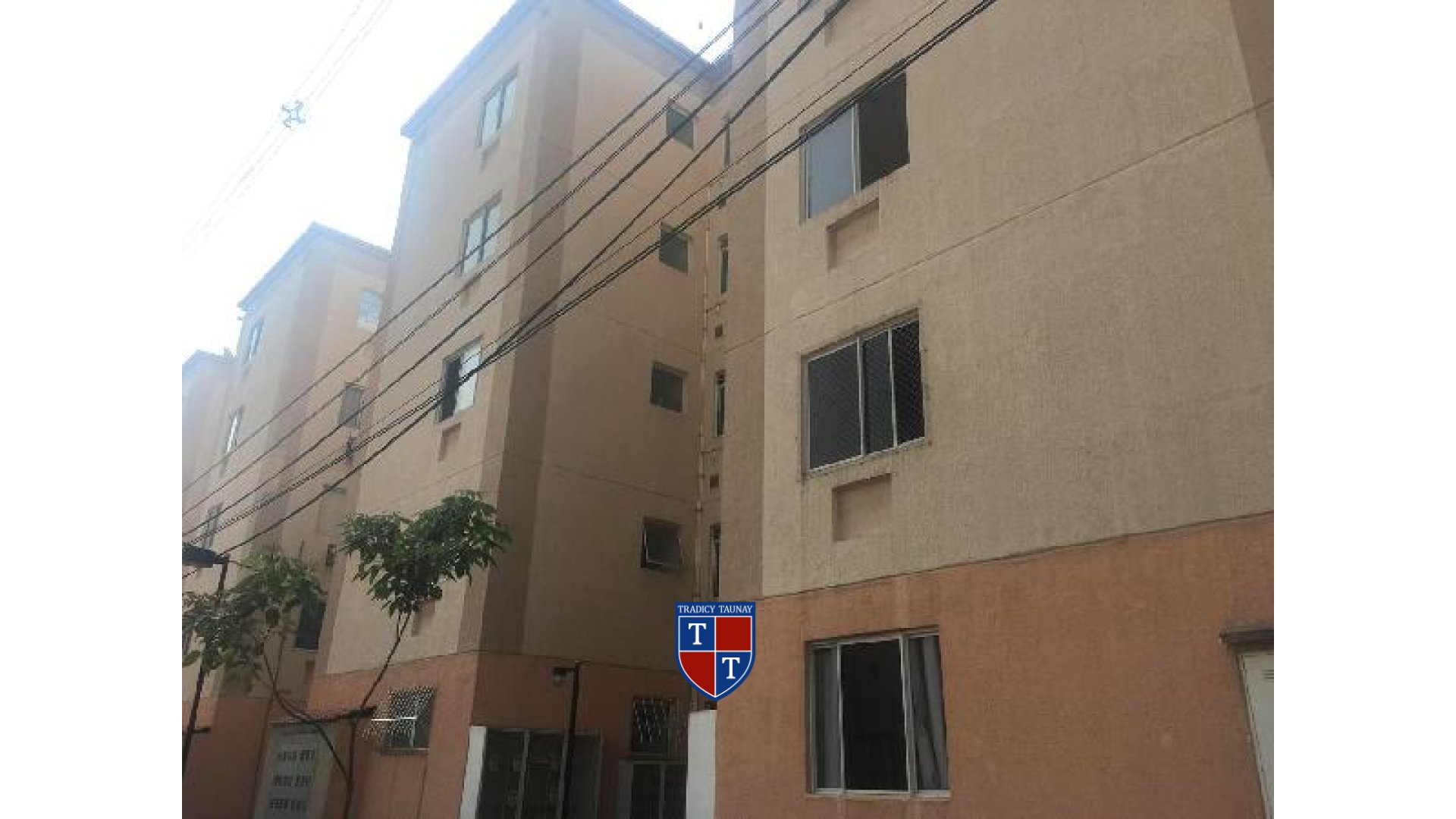 APARTAMENTO em SANTA CRUZ