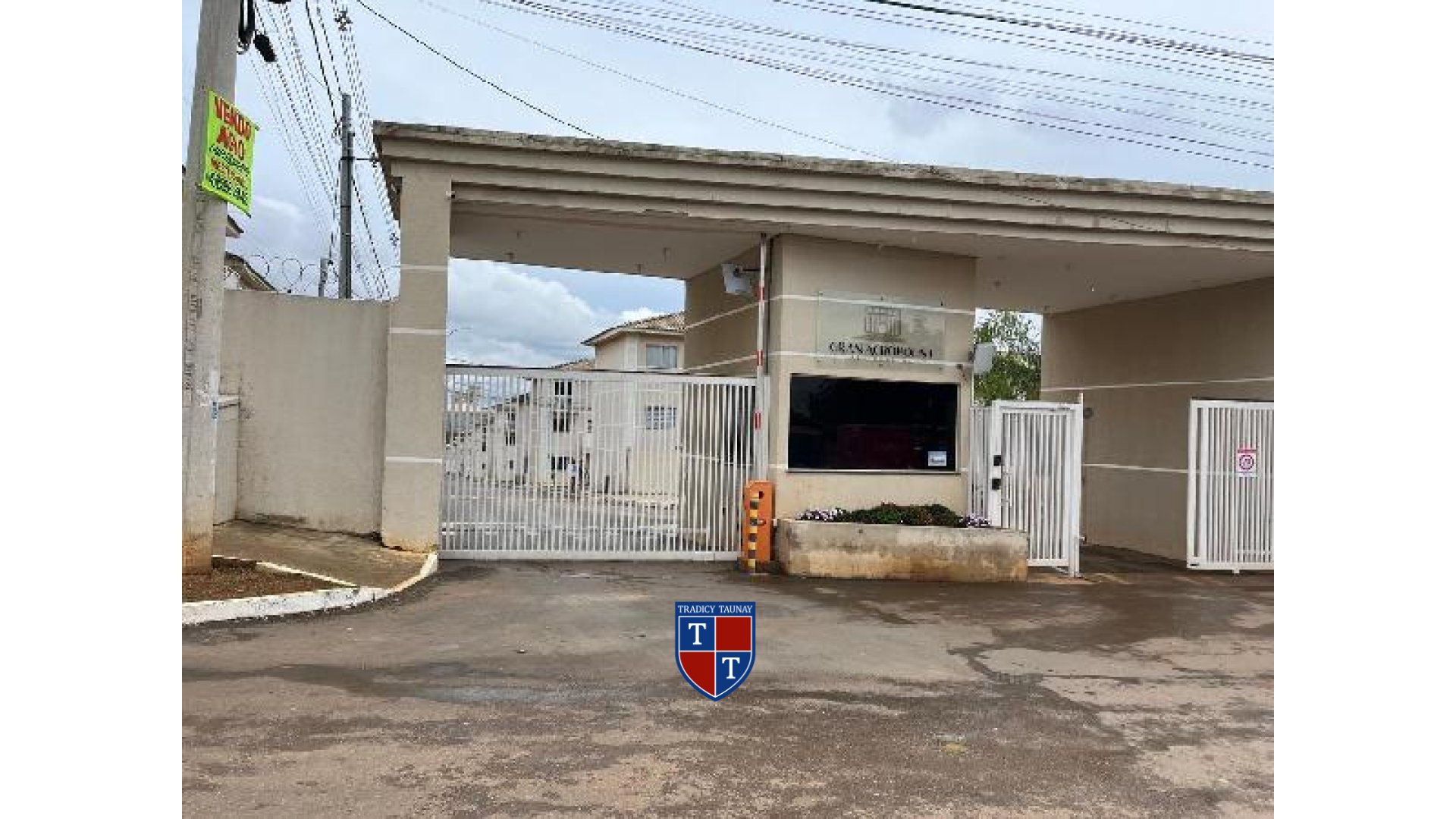 Foto 1 de APARTAMENTO em FAZENDA SAIA VELHA - Imóvel Retomado Caixa