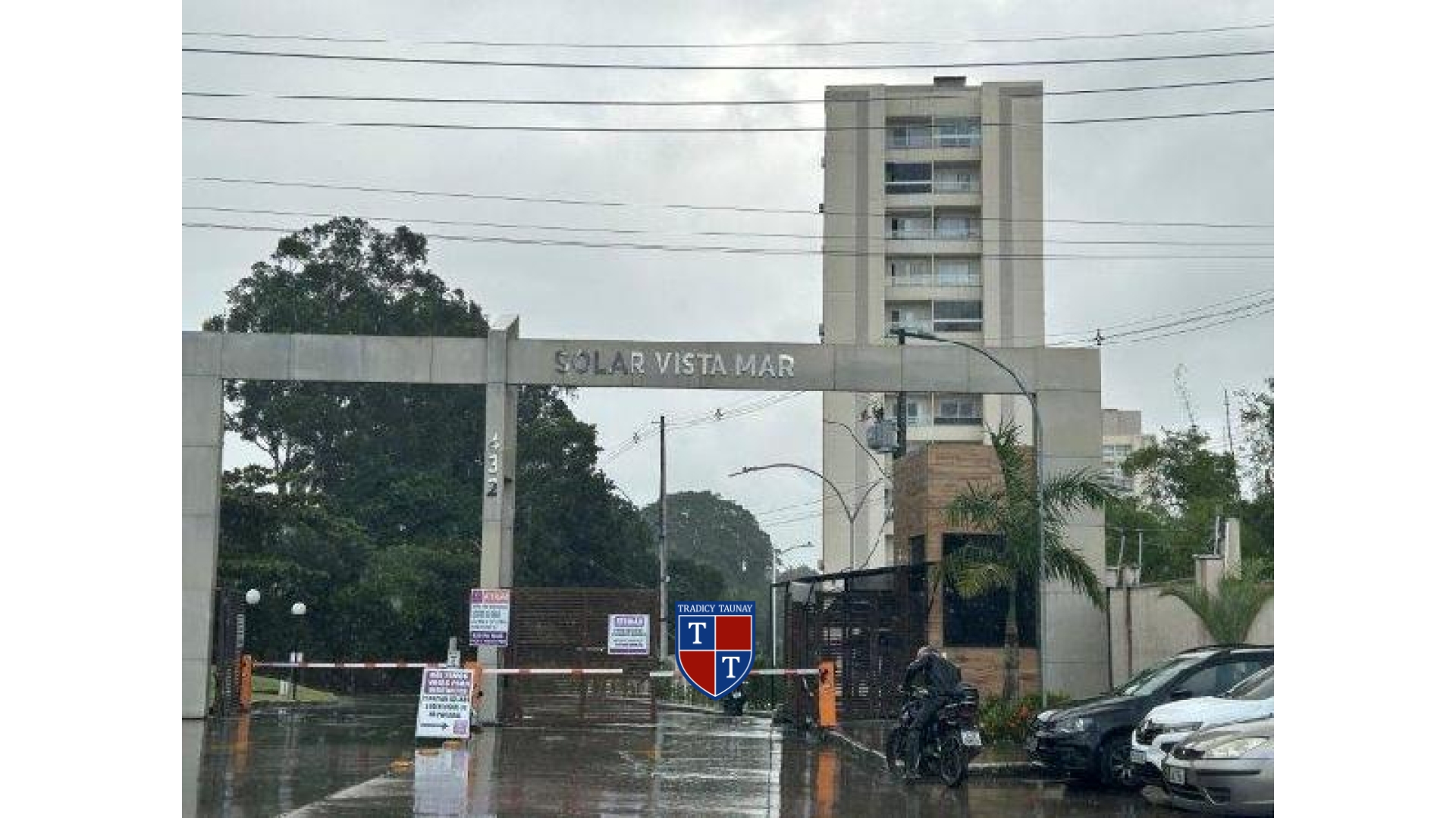 APARTAMENTO em PIRAJA