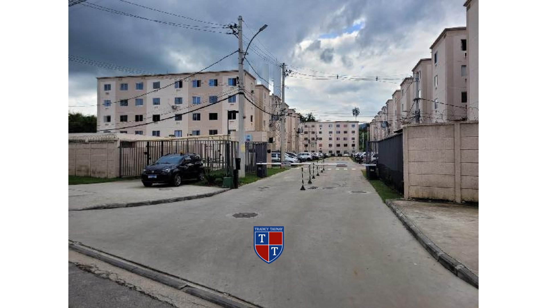 APARTAMENTO em SANTISSIMO