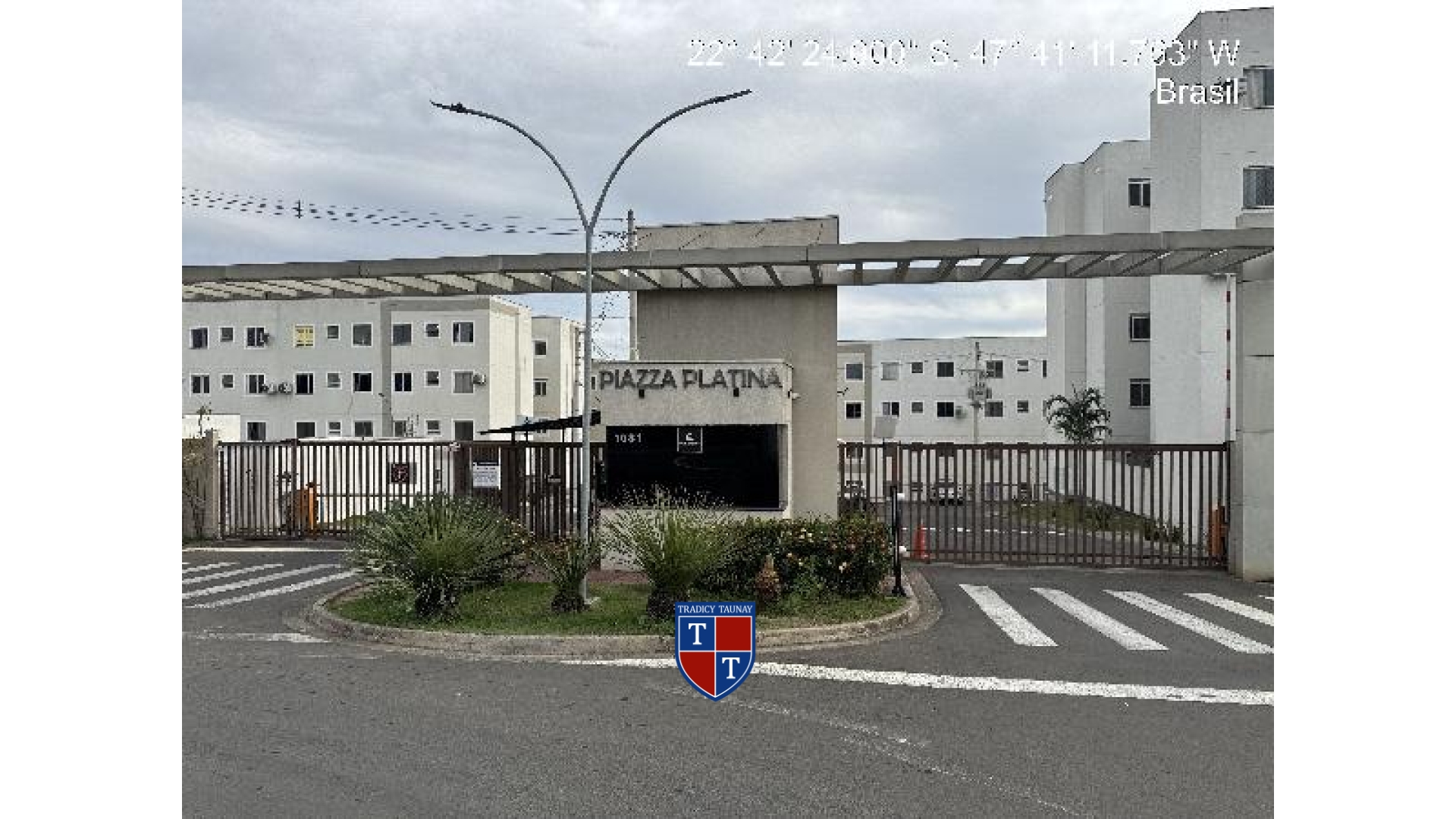 APARTAMENTO em JARDIM PARQUE JUPIA