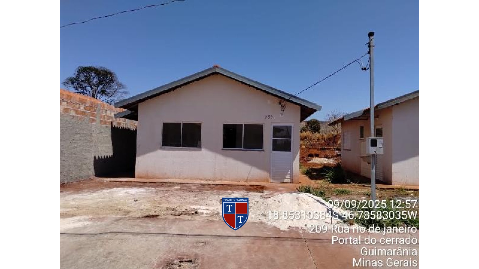 Foto 1 de CASA em PORTAL DO CERRADO - Imóvel Retomado Caixa
