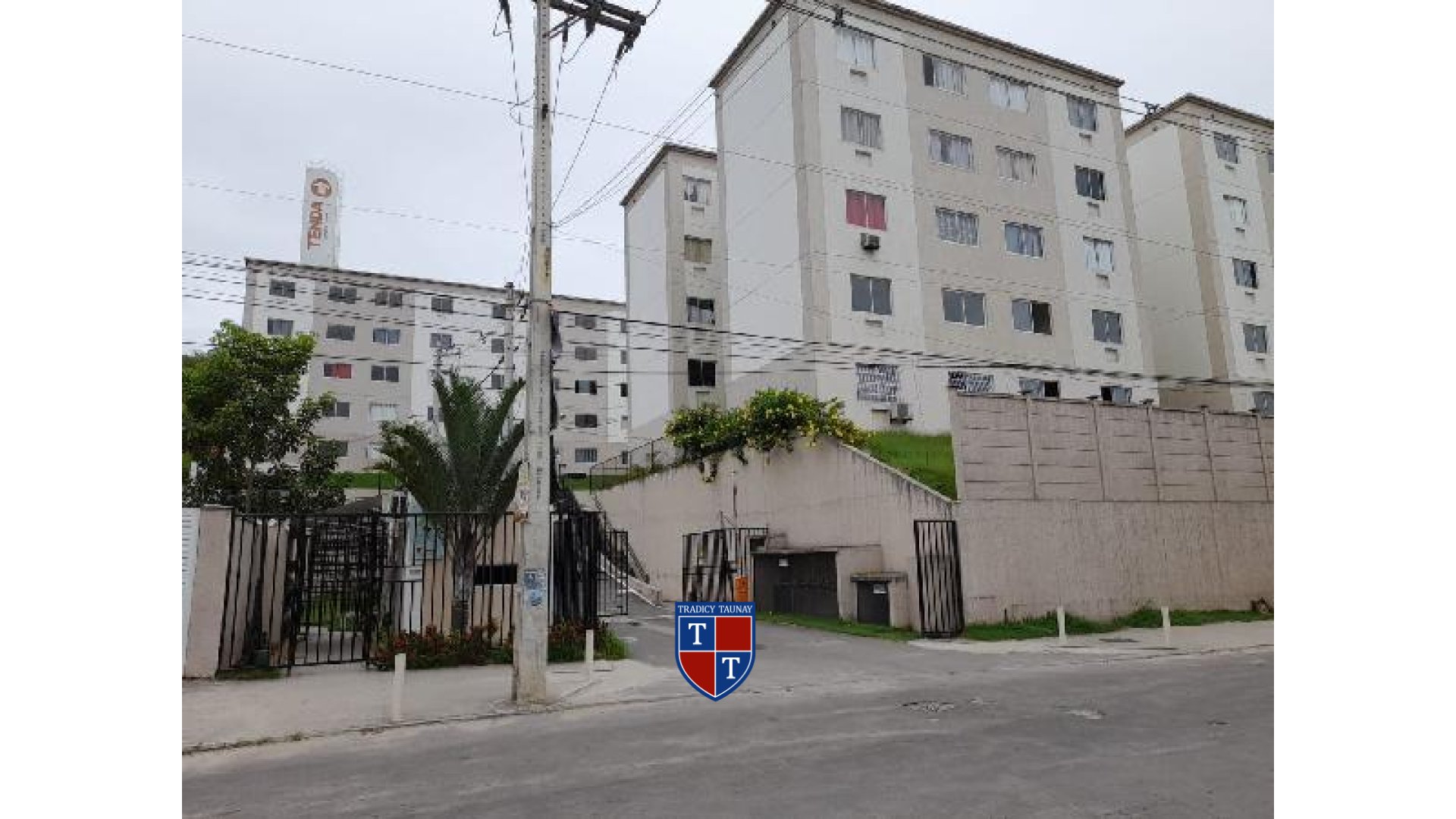 Foto 1 de APARTAMENTO em MONJOLOS - Imóvel Retomado Caixa