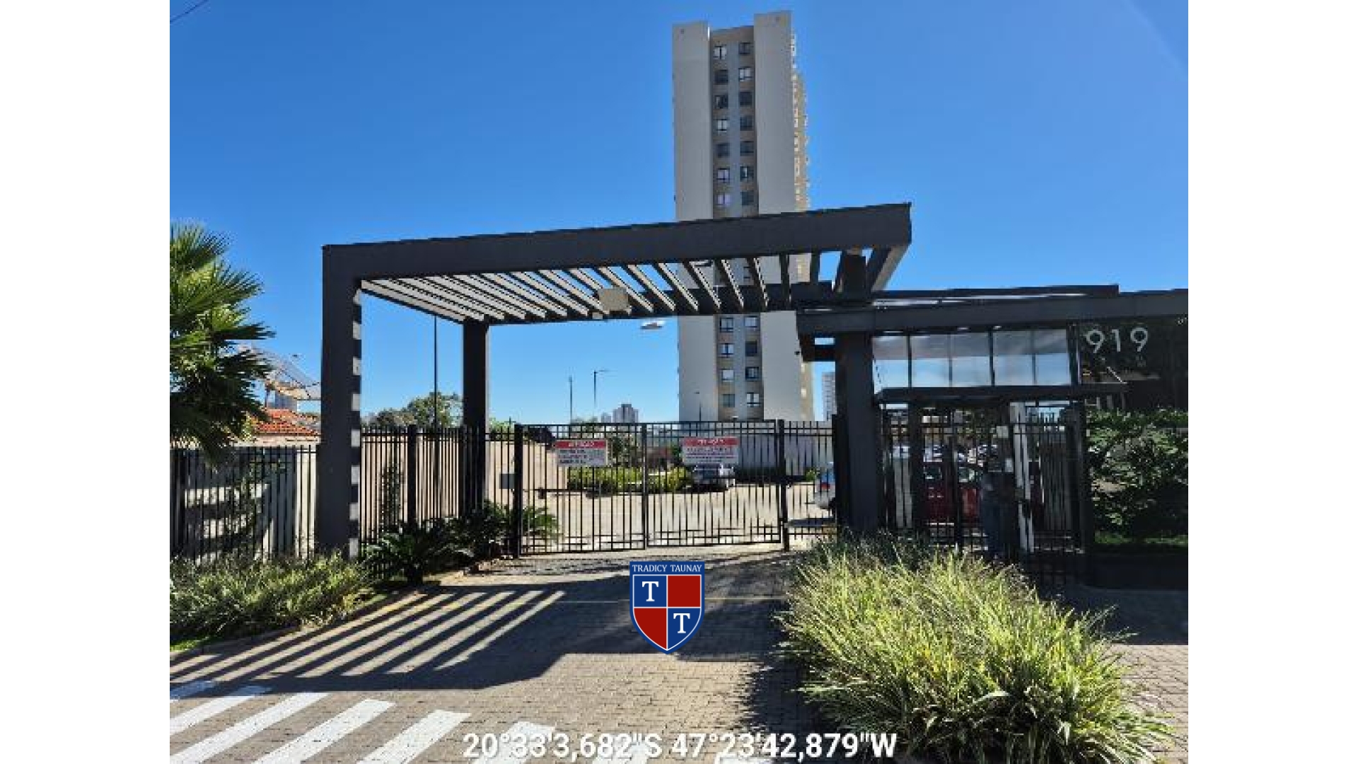APARTAMENTO em VILA SANTA RITA
