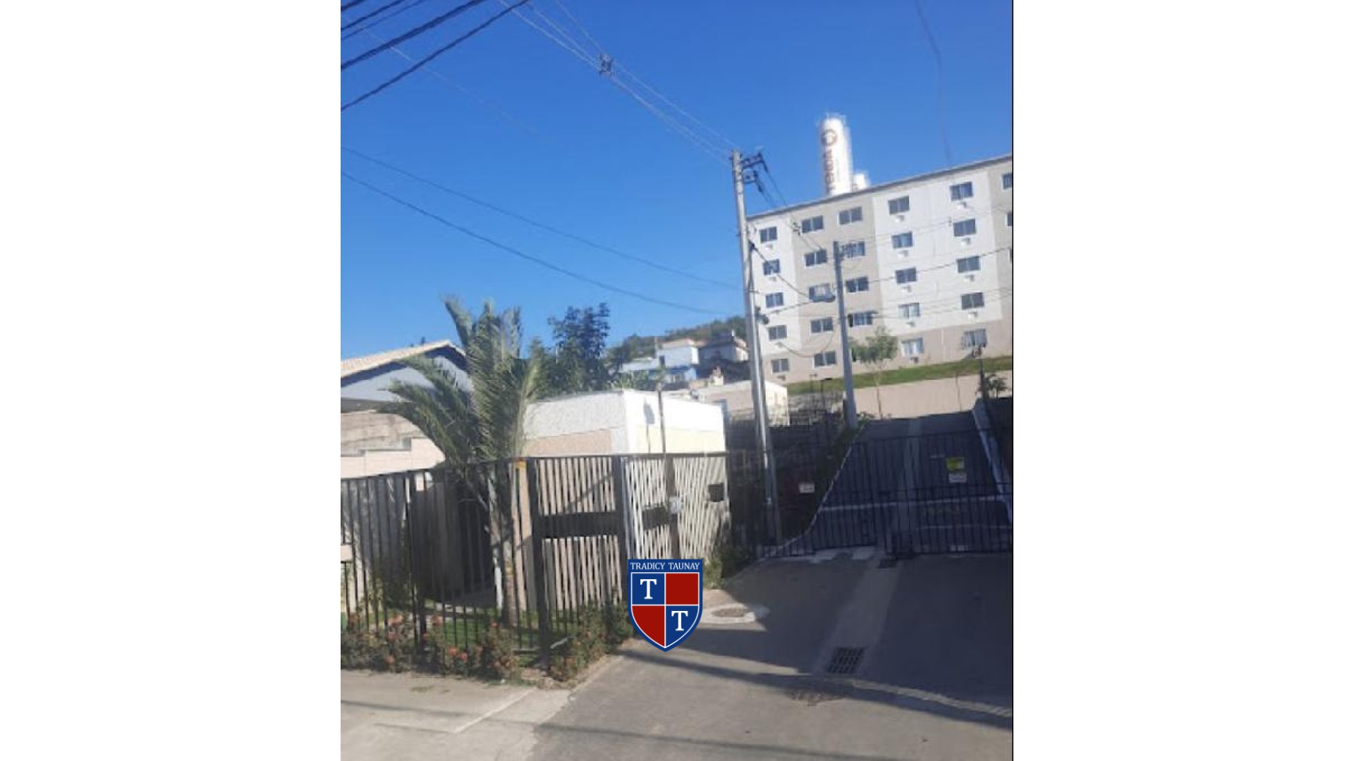 Foto 1 de APARTAMENTO em MONJOLOS - Imóvel Retomado Caixa