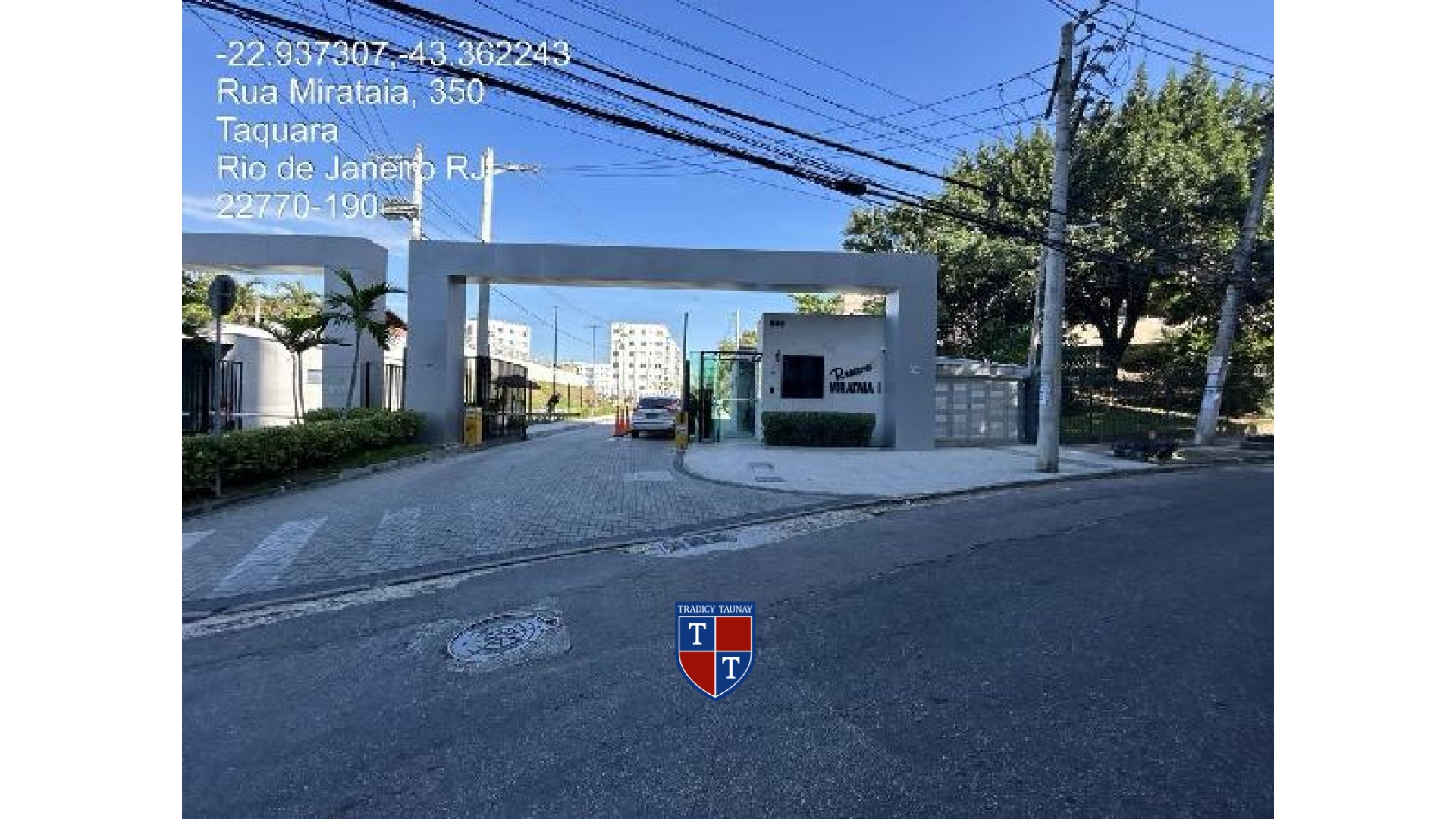 APARTAMENTO em PECHINCHA