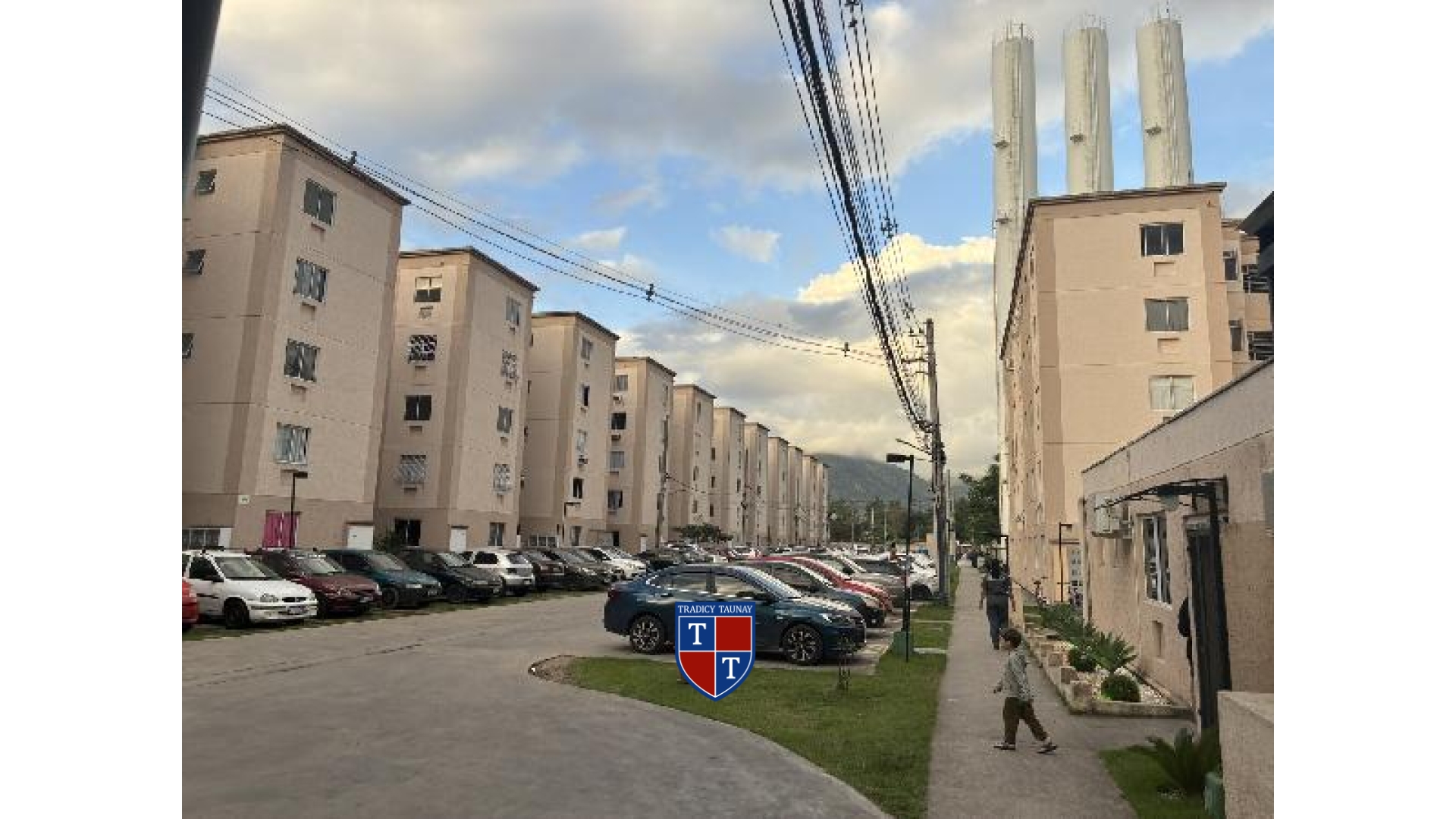 APARTAMENTO em GUARATIBA