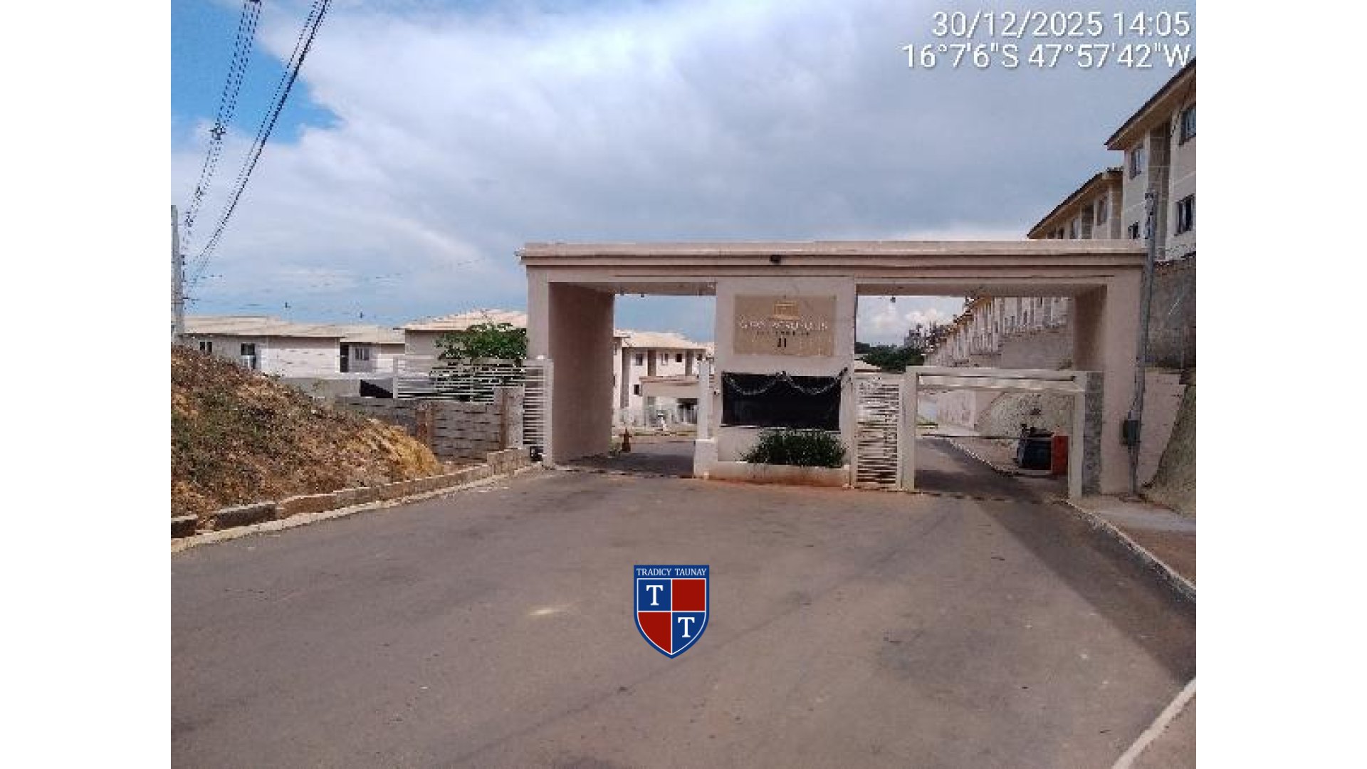 Foto 1 de APARTAMENTO em JARDIM FLAMBOYANT - Imóvel Retomado Caixa
