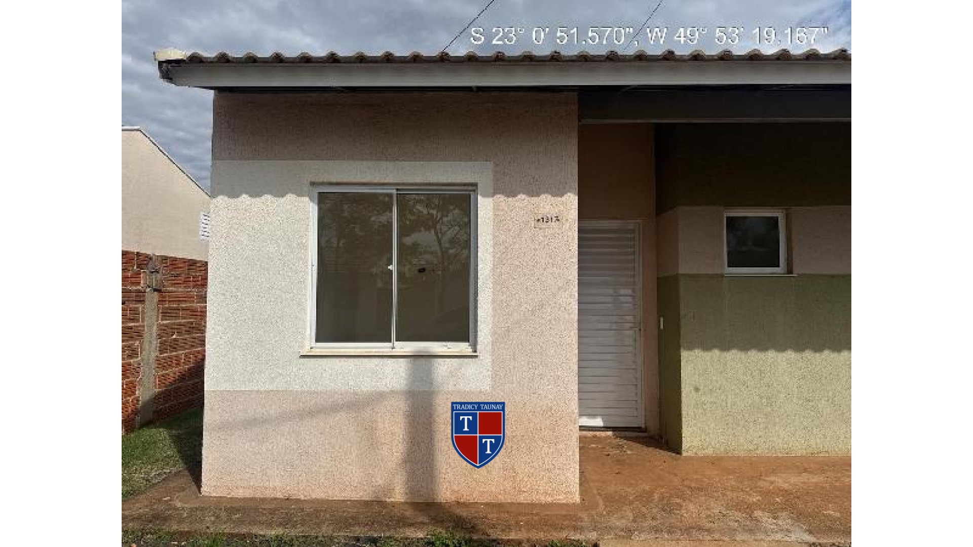 Foto 1 de CASA em JARDIM ITAMARATY - Imóvel Retomado Caixa
